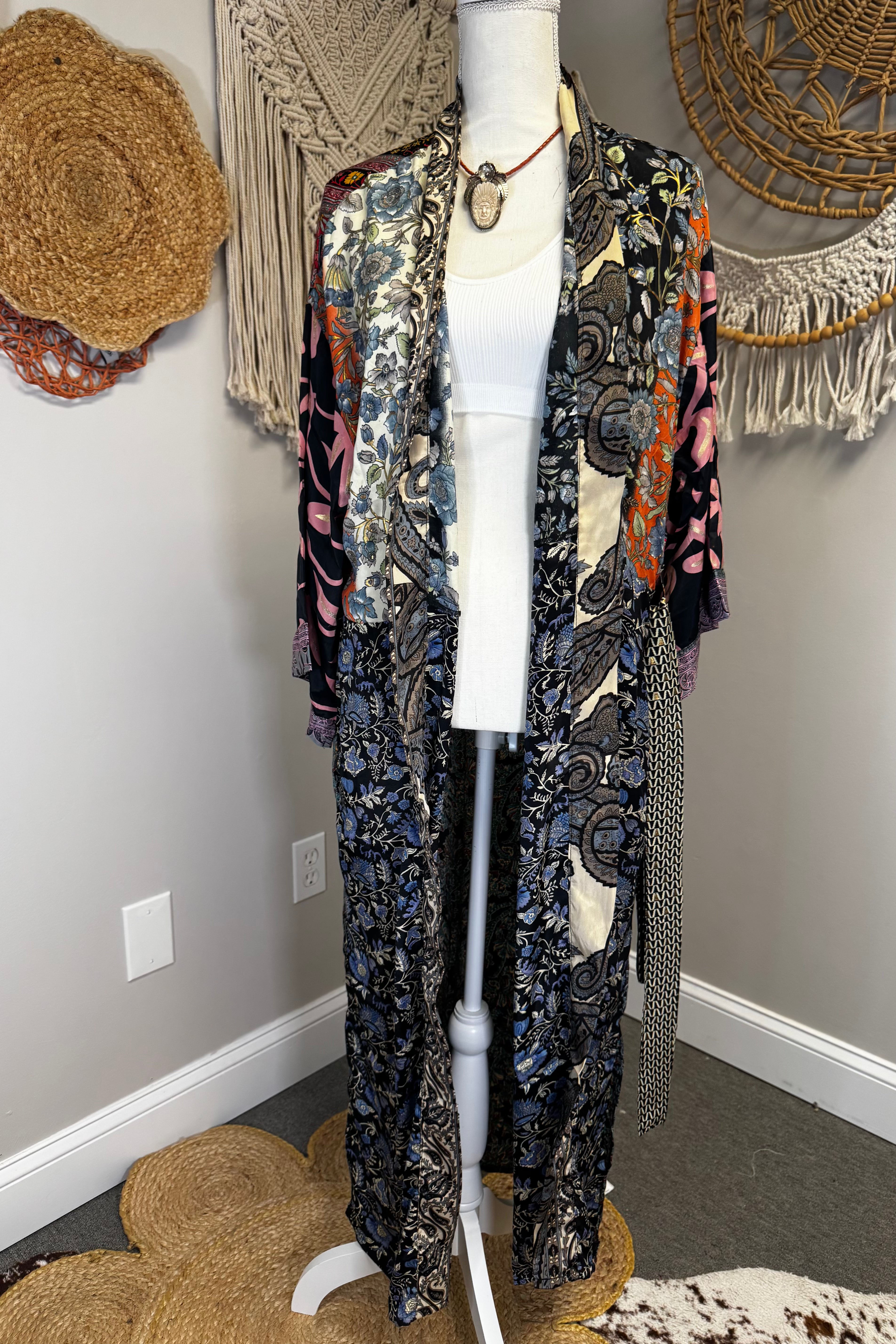 Poly Silk Kimono Combo O