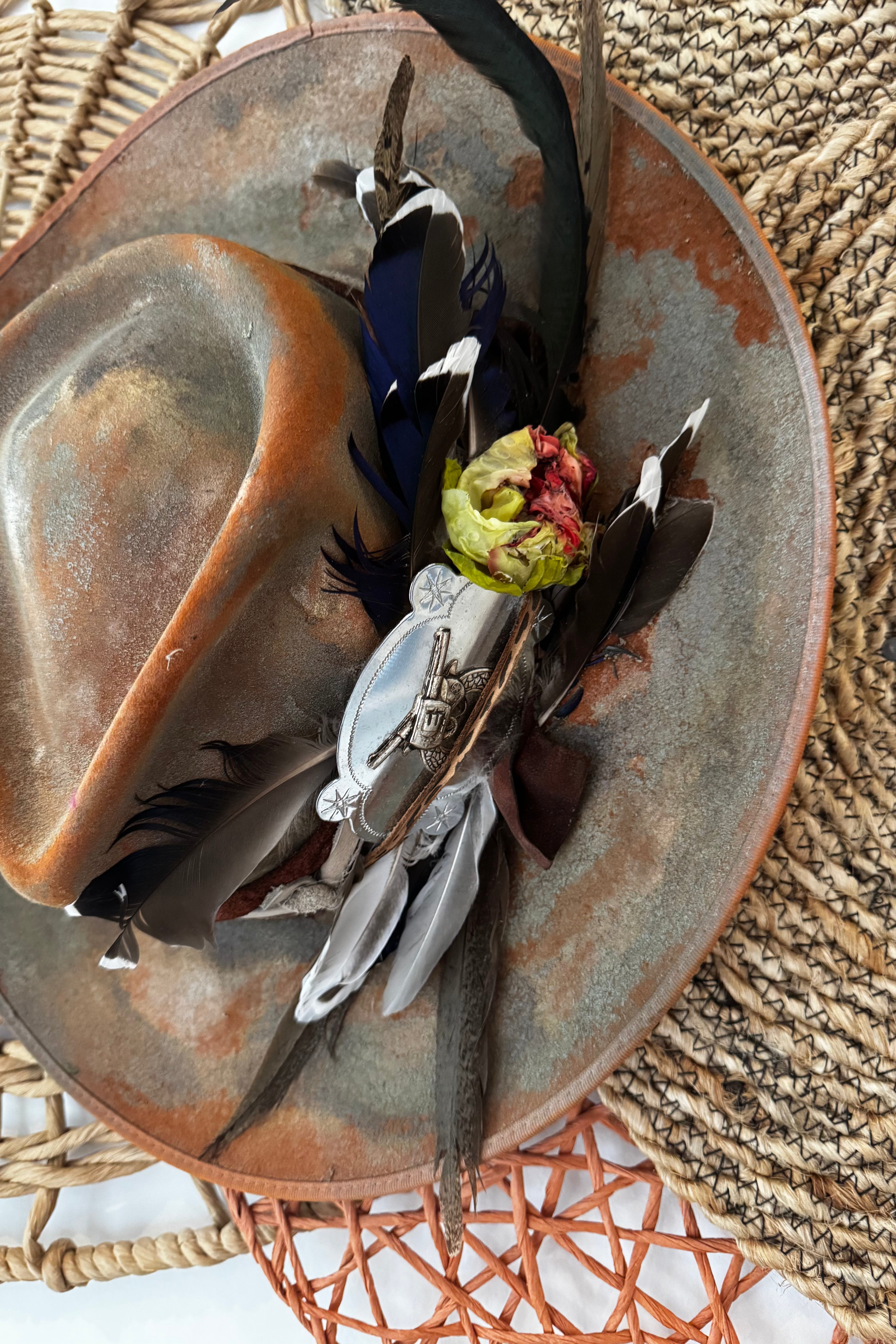Afternoon stroll Statement Cowgirl Hat w/ Feathers & Dried Flowers