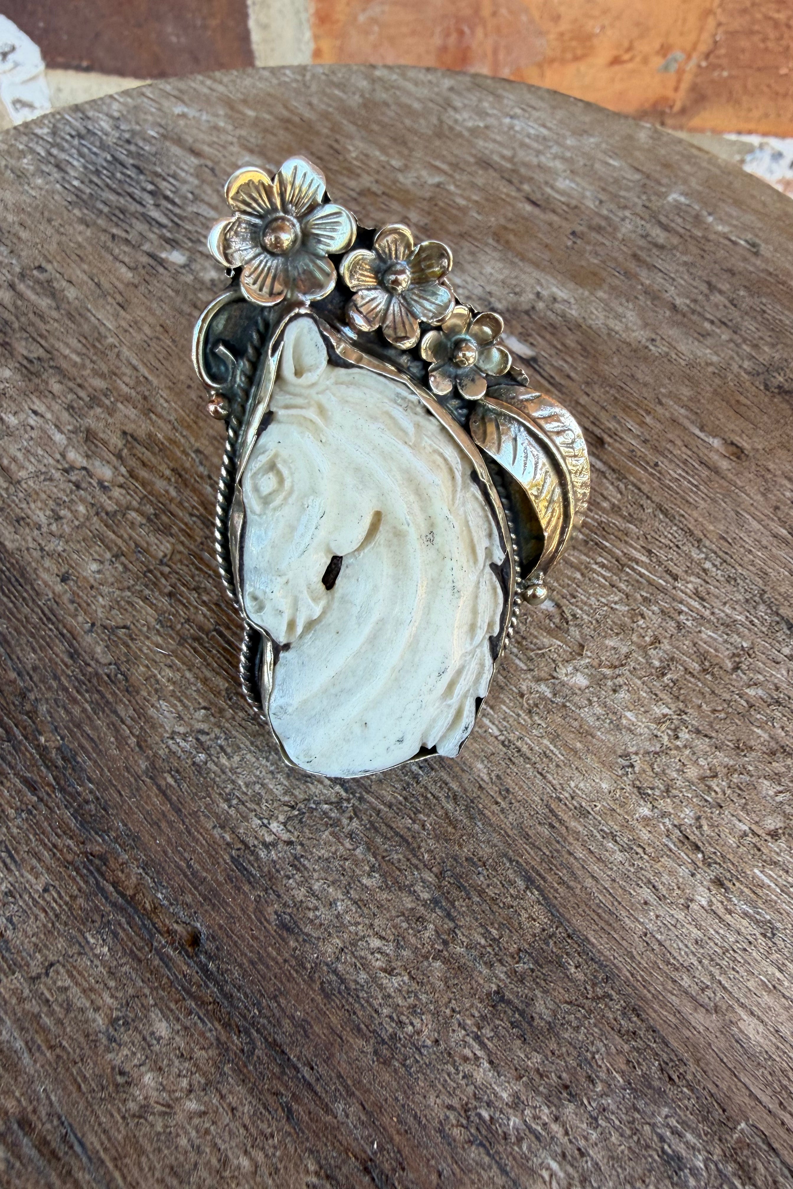 Horse with Flowers Ring