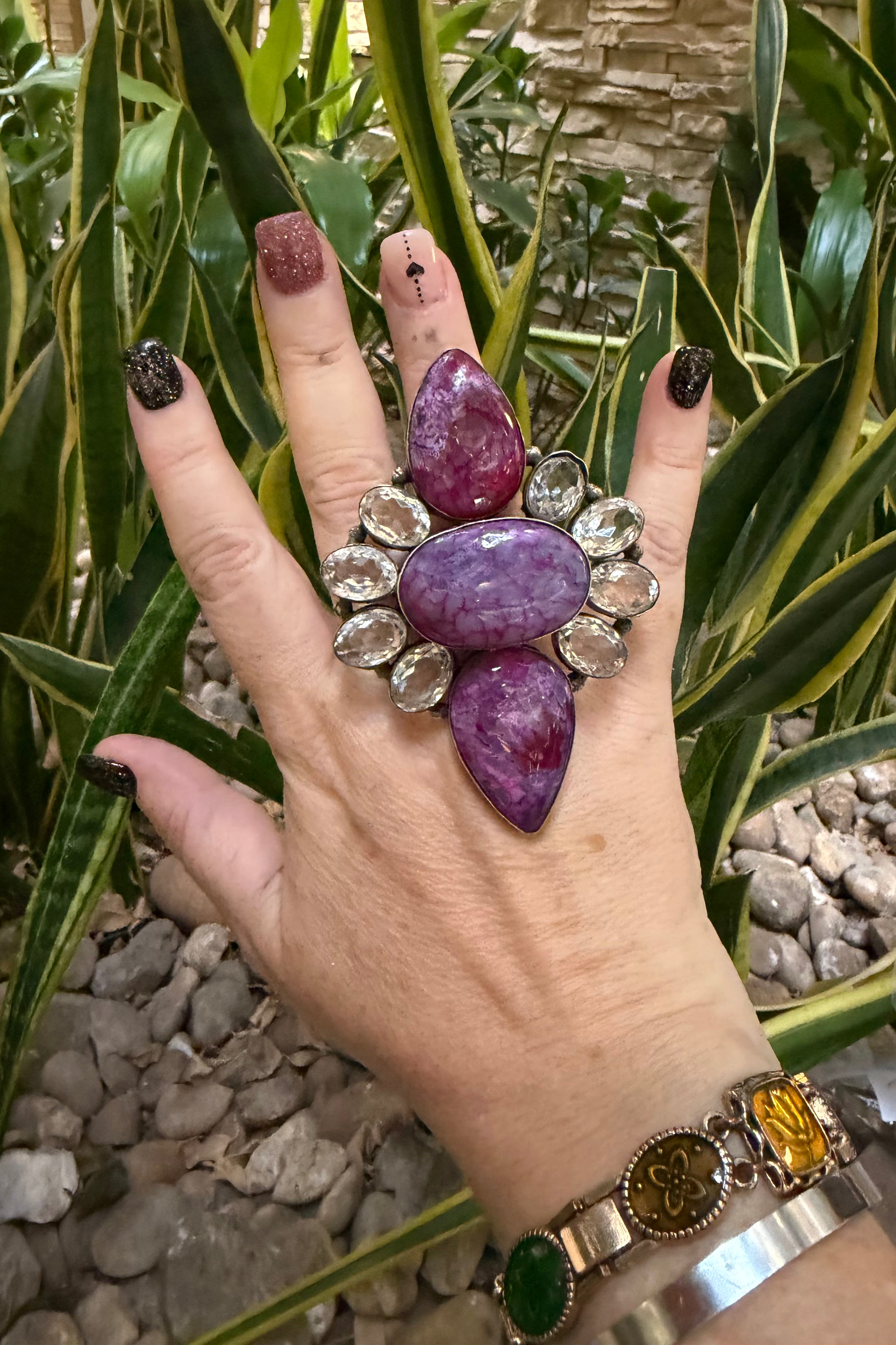 She’s A Must Ring (P)