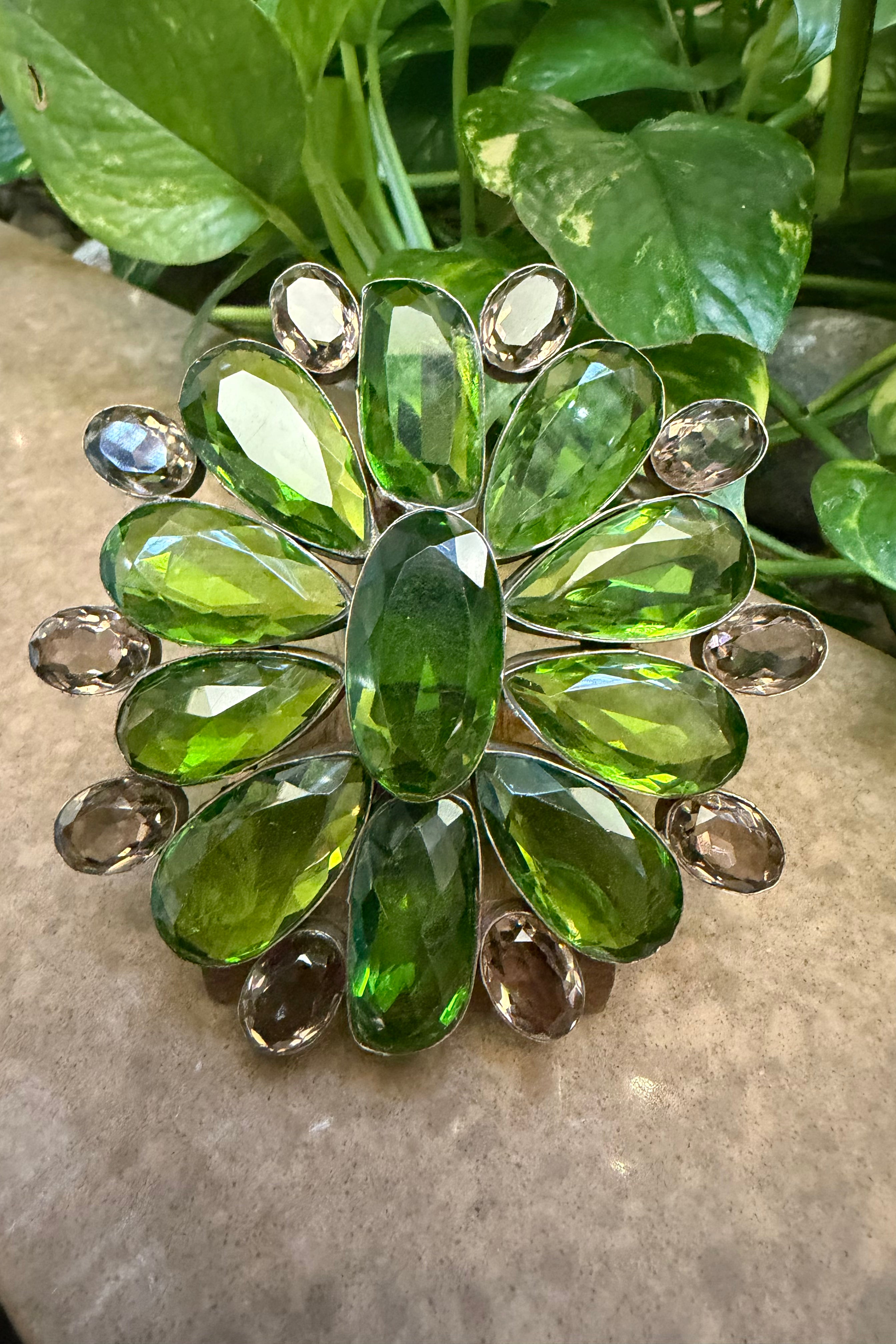 The Spotlight Ring