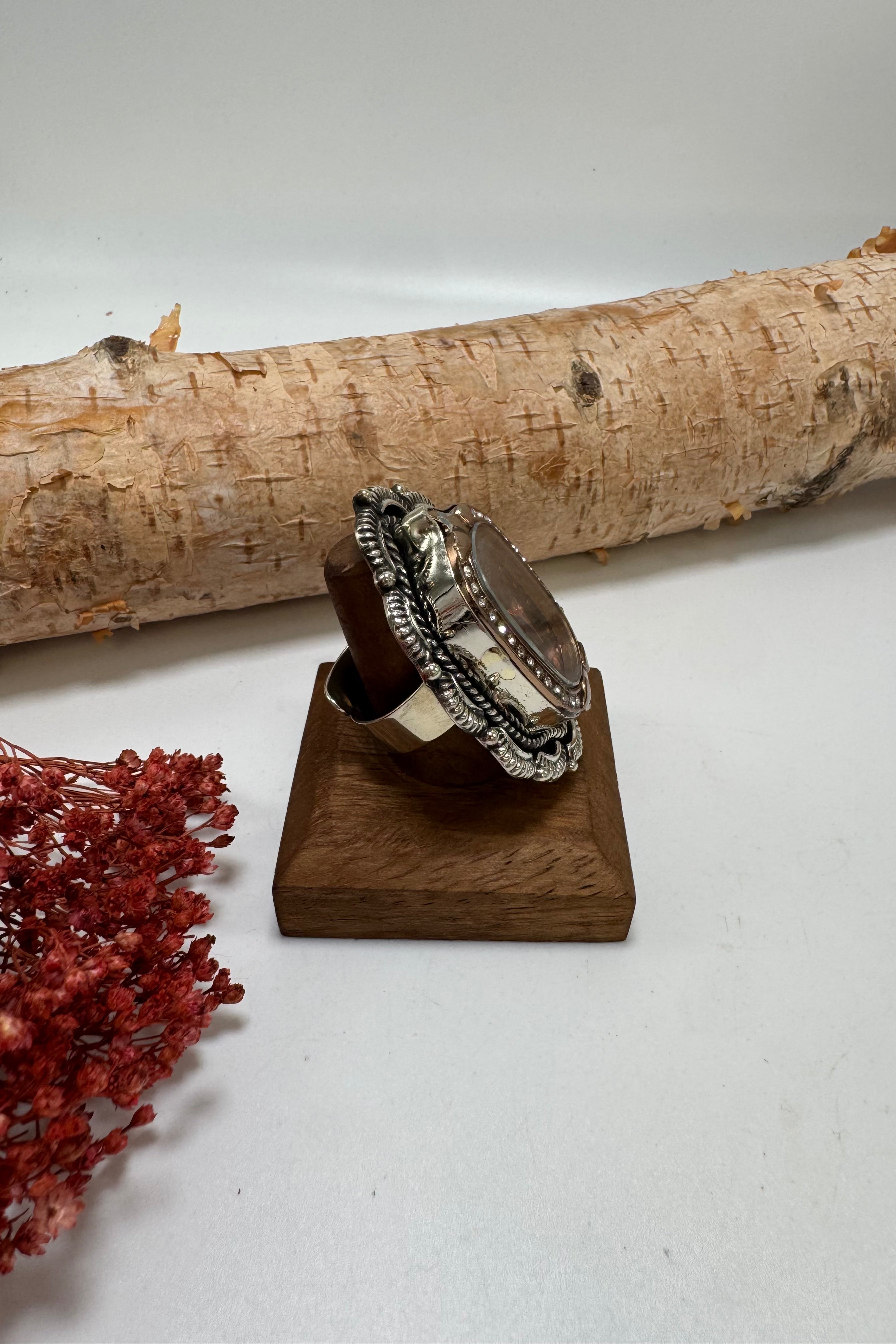Rocking Time Watch Ring