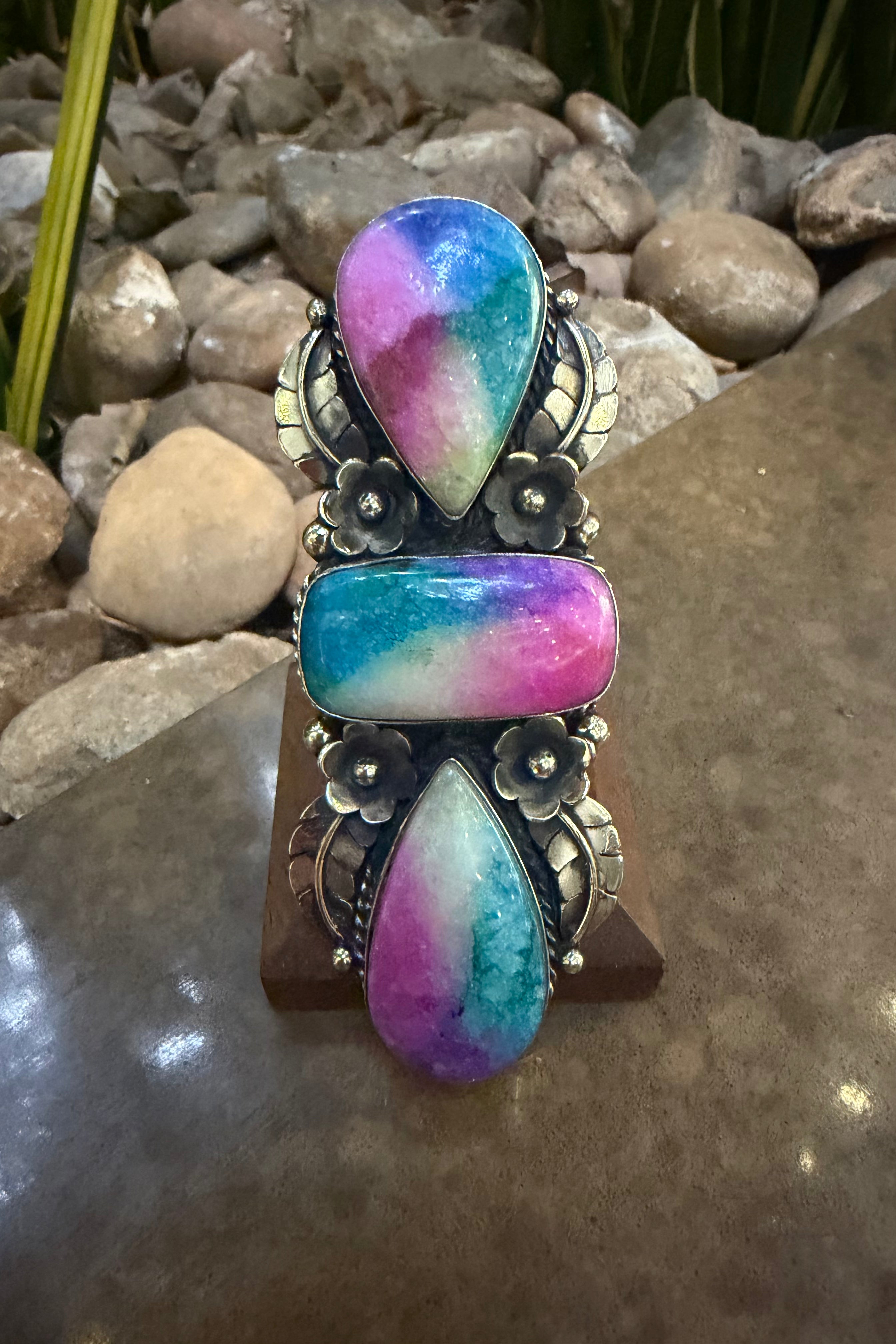 Feeling The Magic Ring