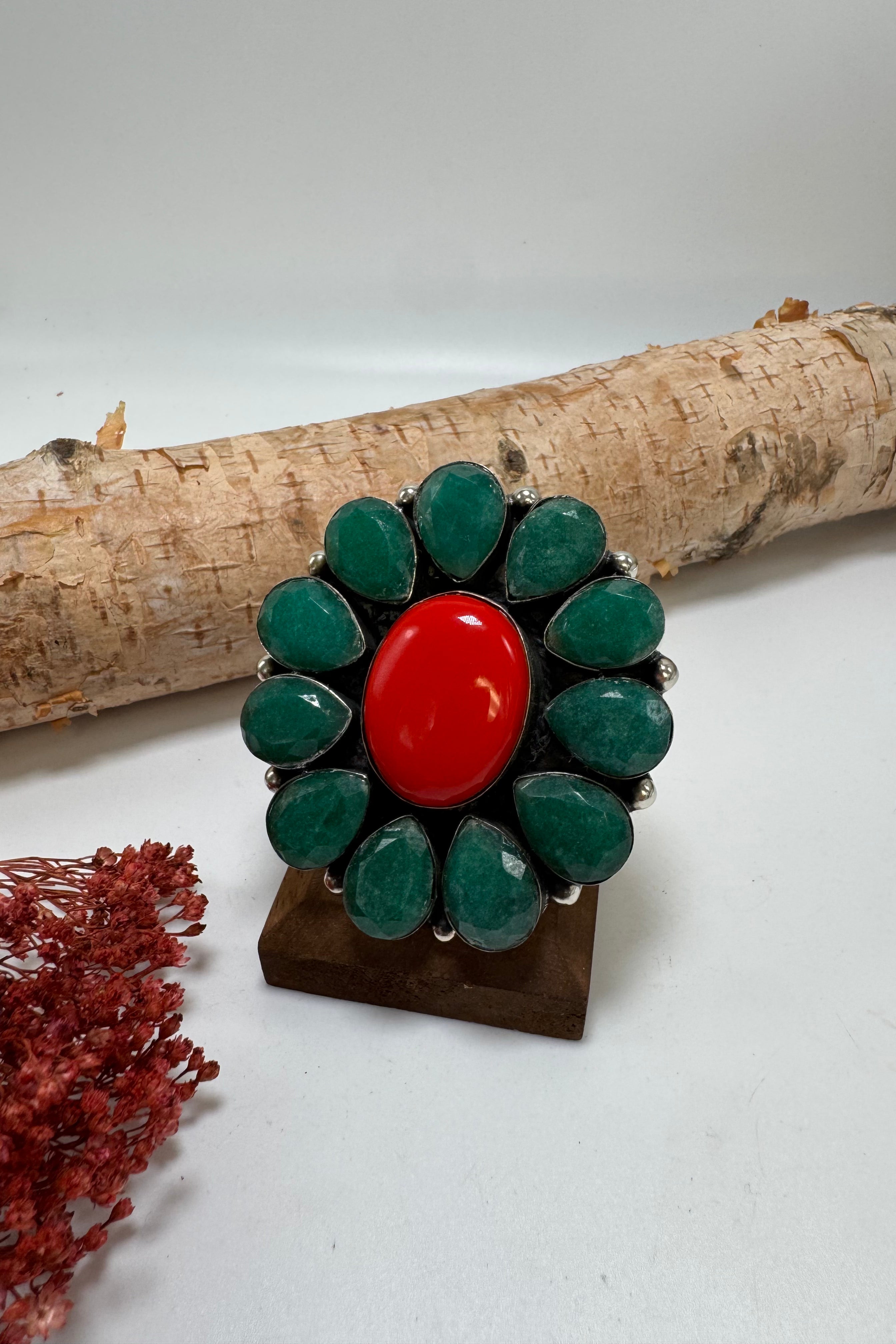 Envious Burst Stone Ring