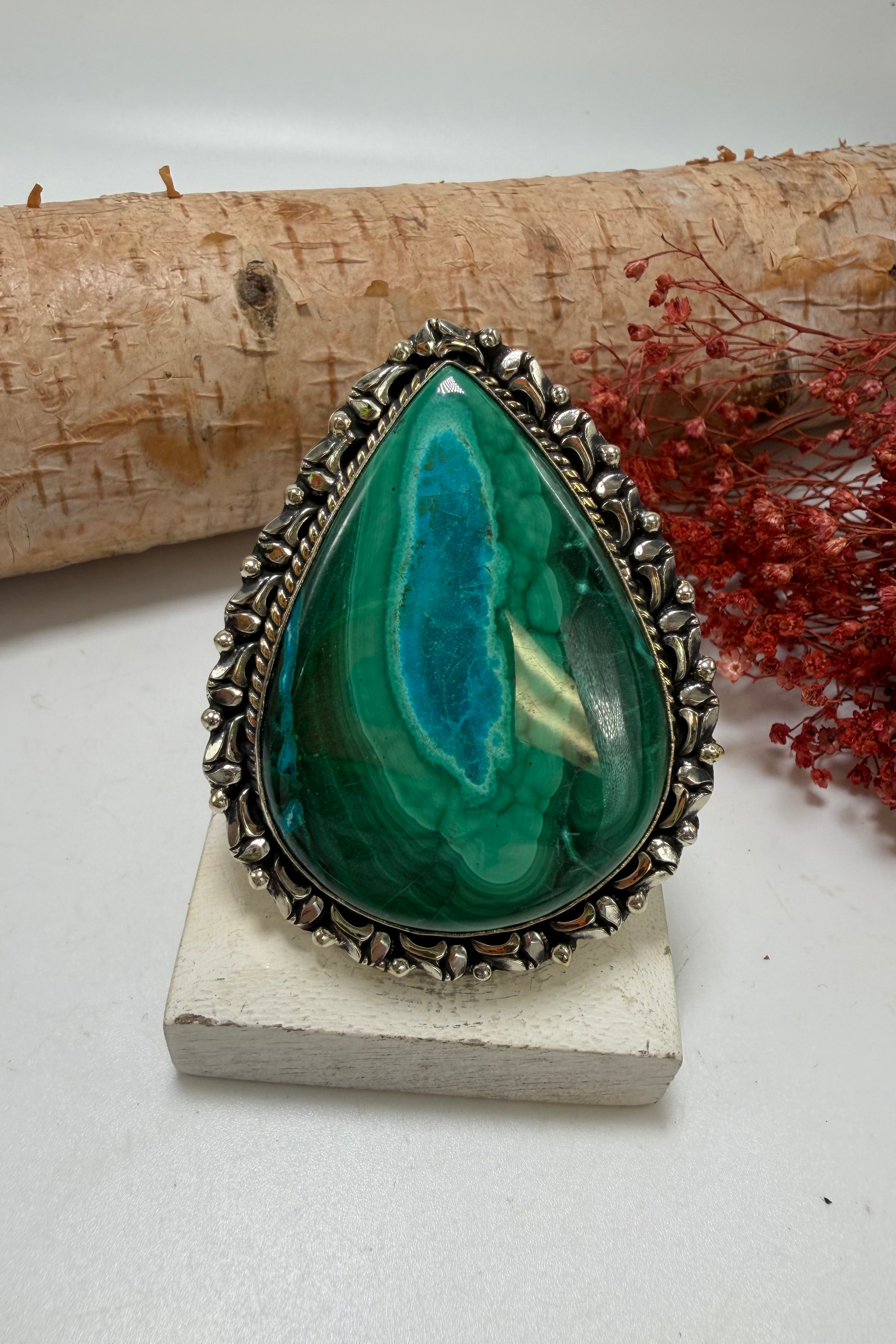 Ariel Views Ring