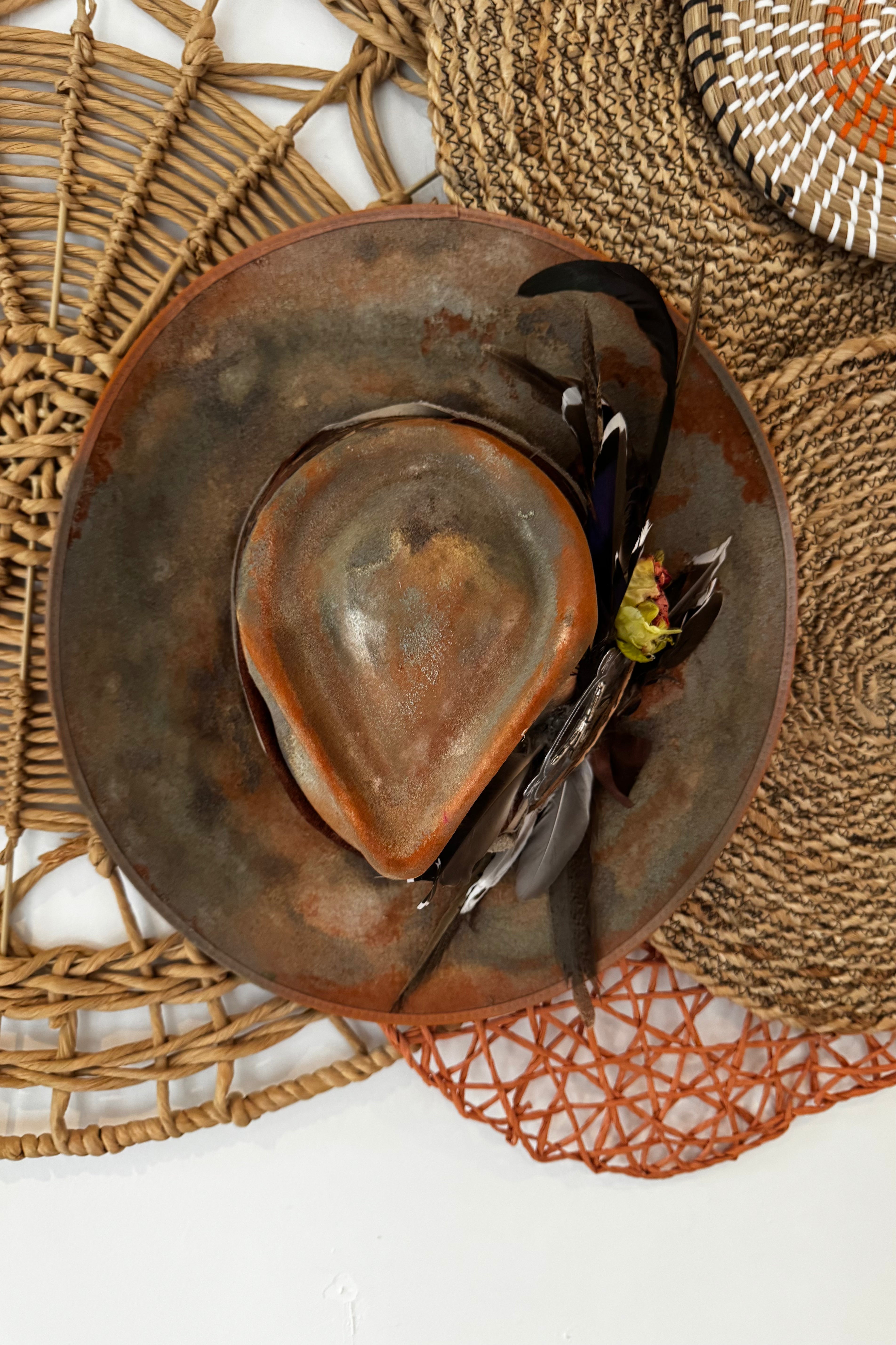 Afternoon stroll Statement Cowgirl Hat w/ Feathers & Dried Flowers