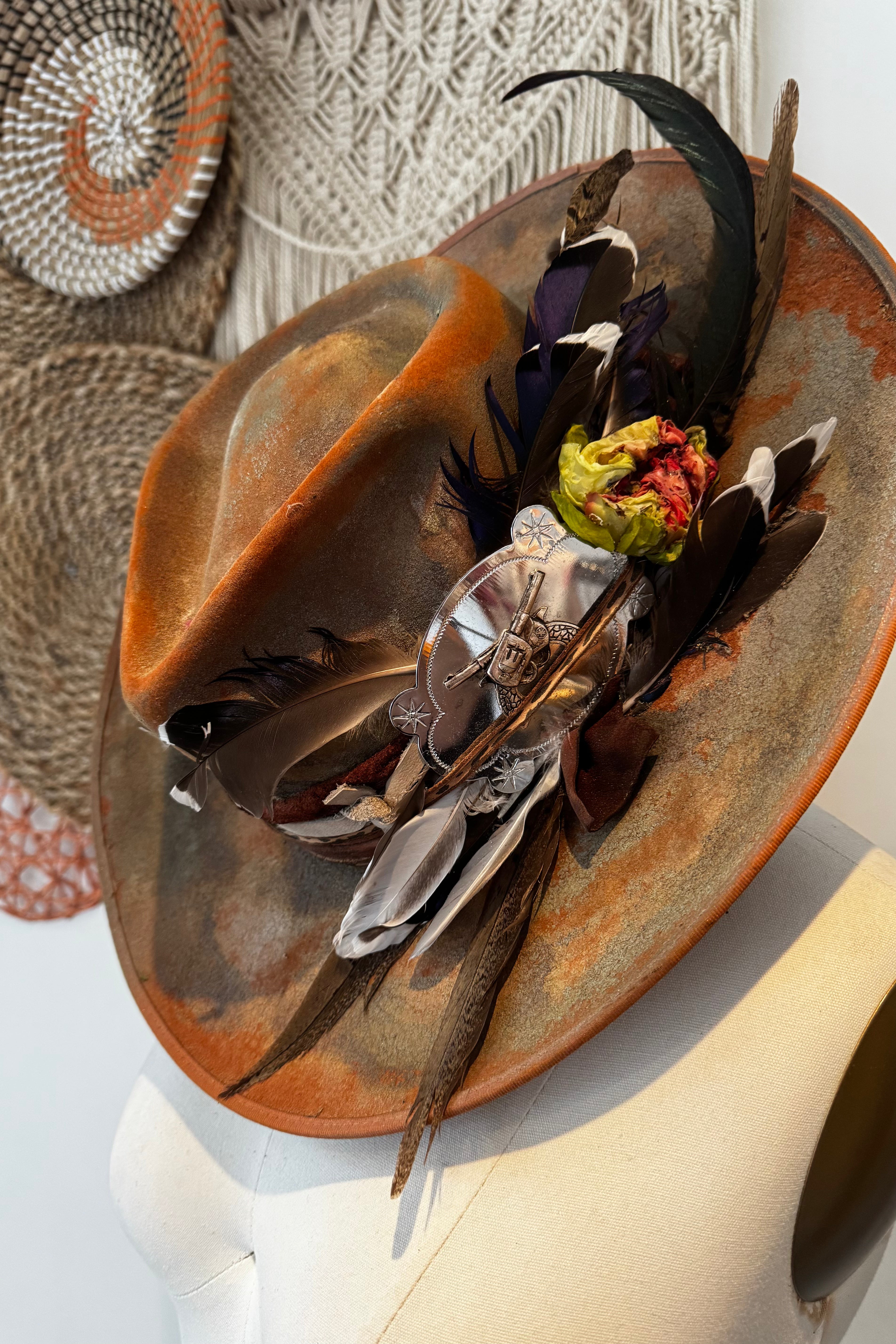 Afternoon stroll Statement Cowgirl Hat w/ Feathers & Dried Flowers
