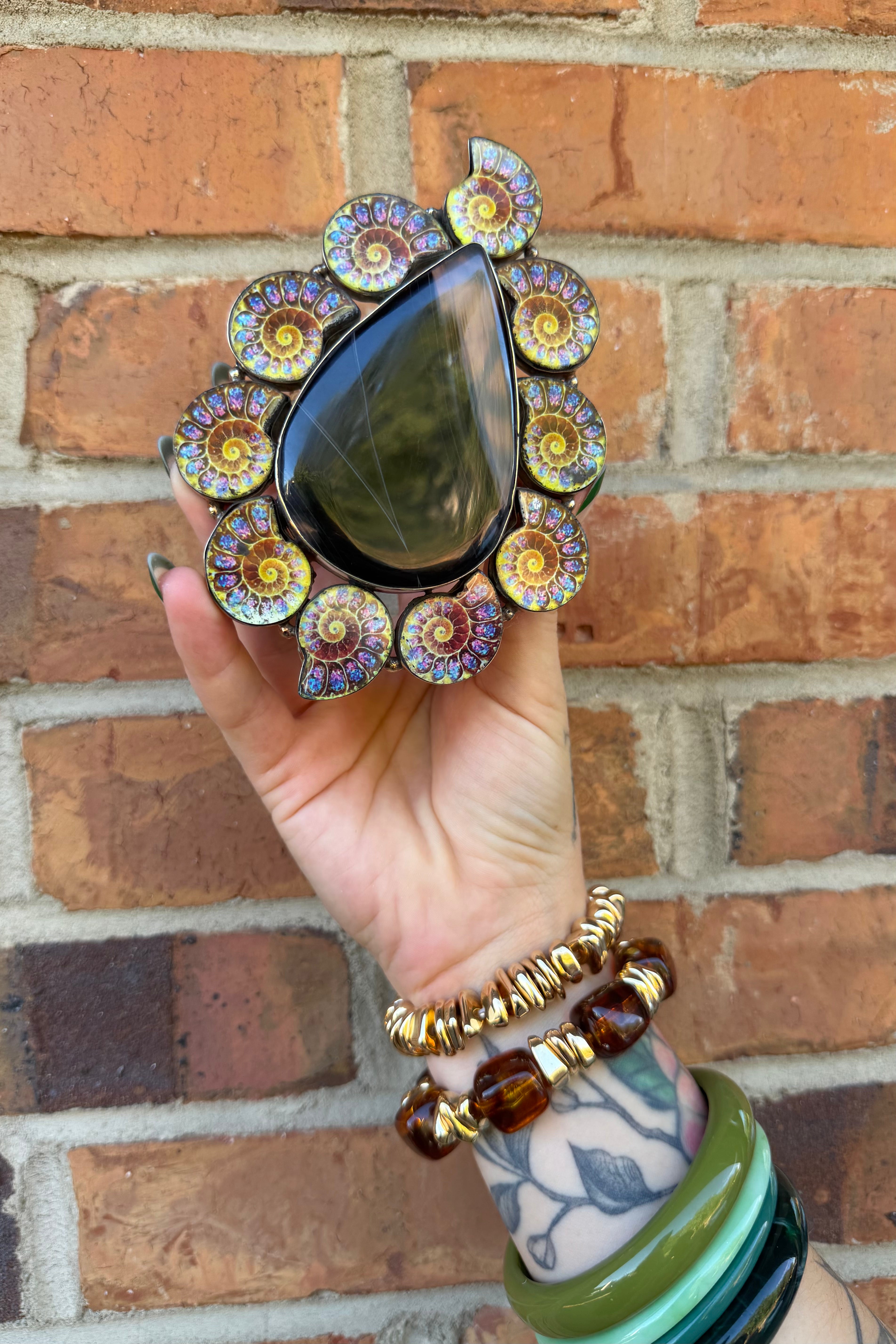 The Funky Shell Cuff