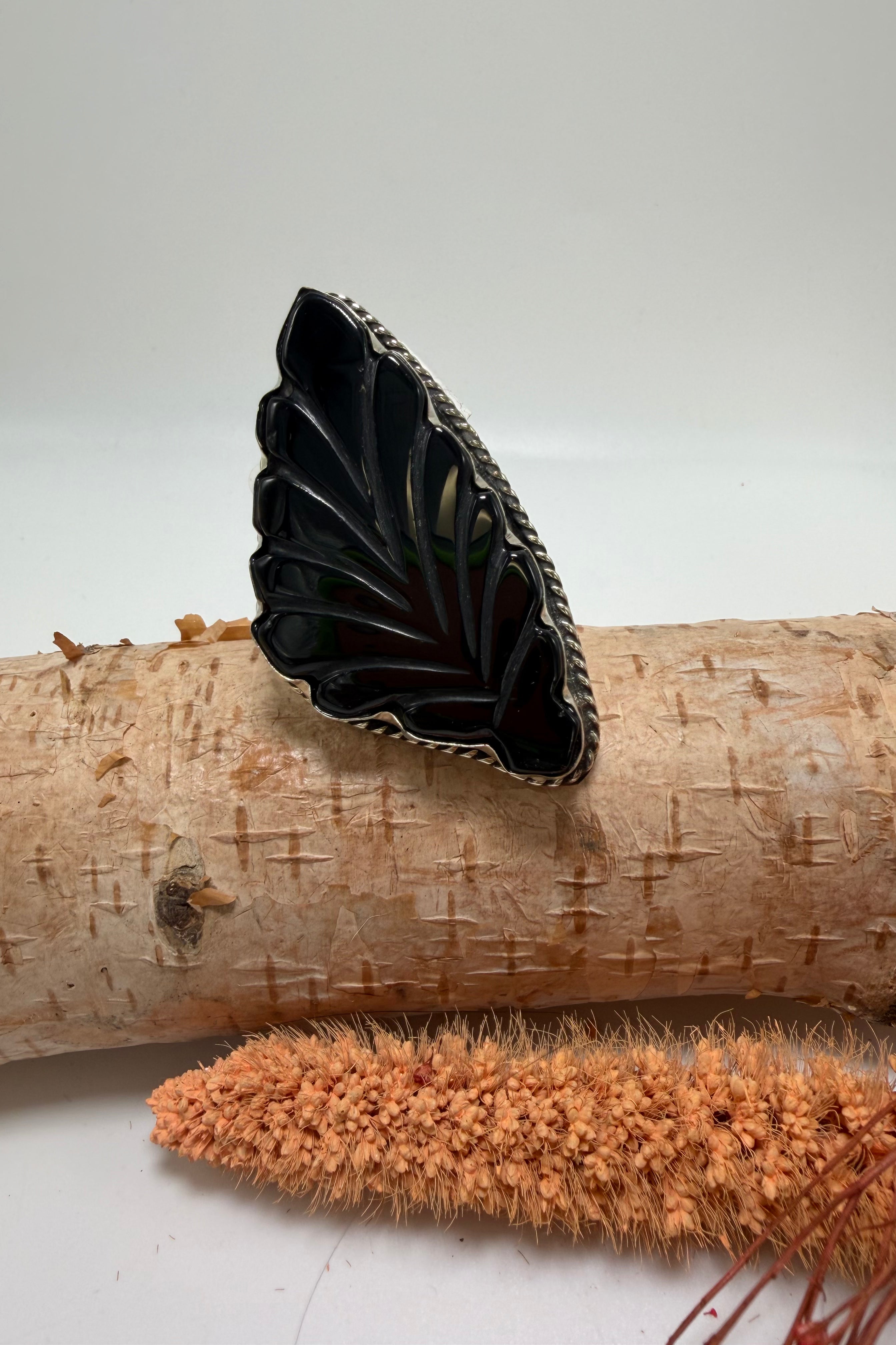 Midnight Leaf Ring