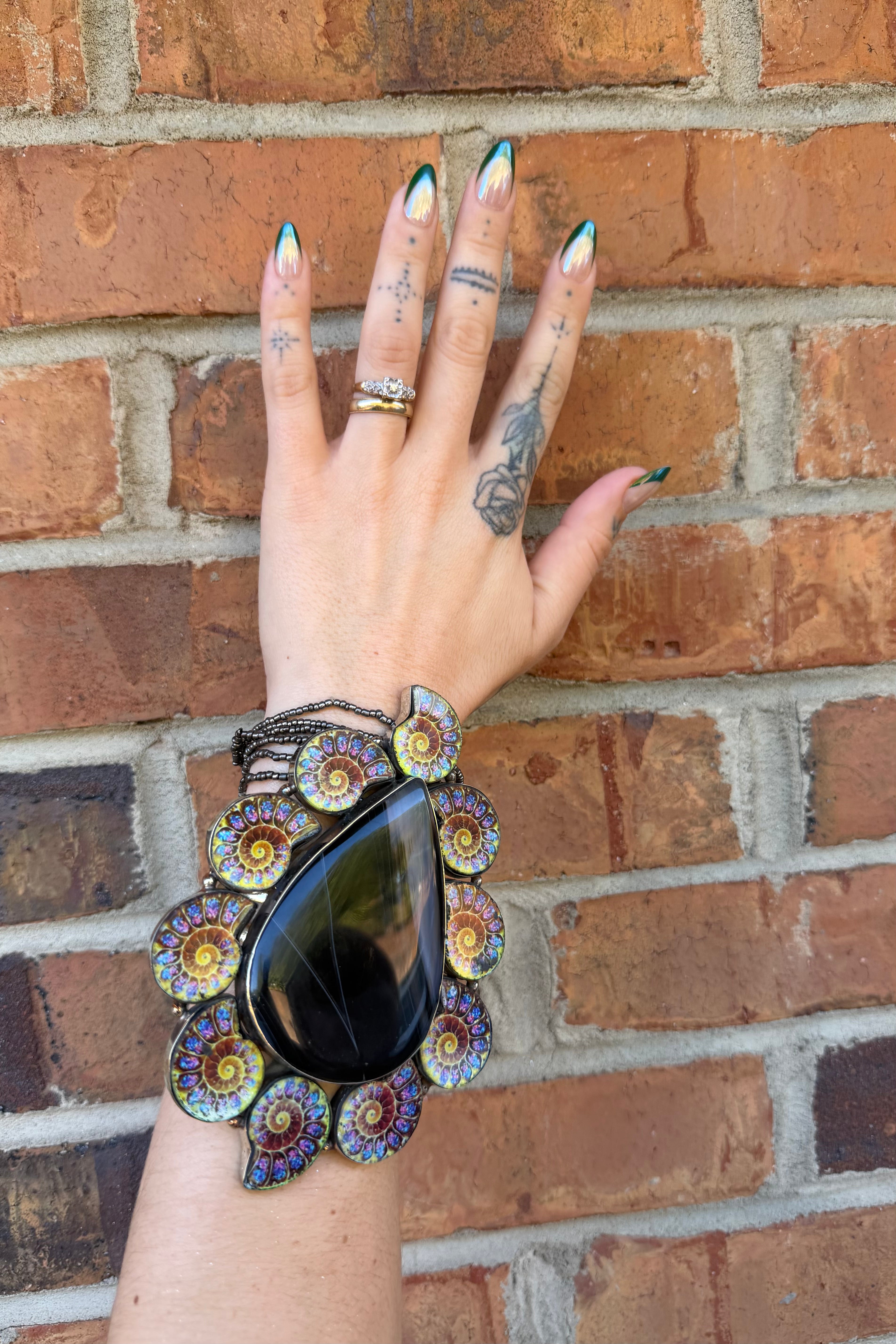 The Funky Shell Cuff