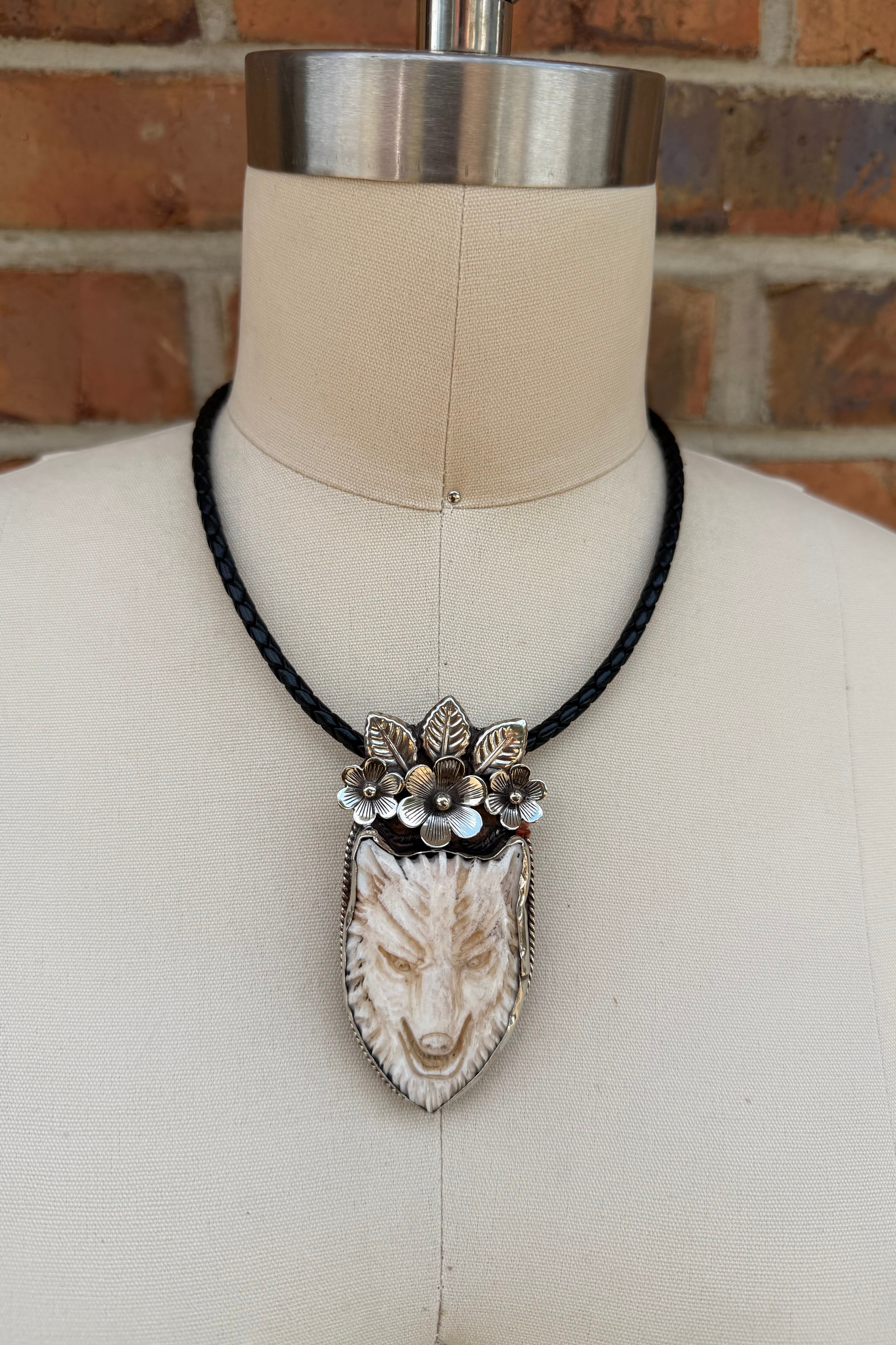 The Wolf Choker