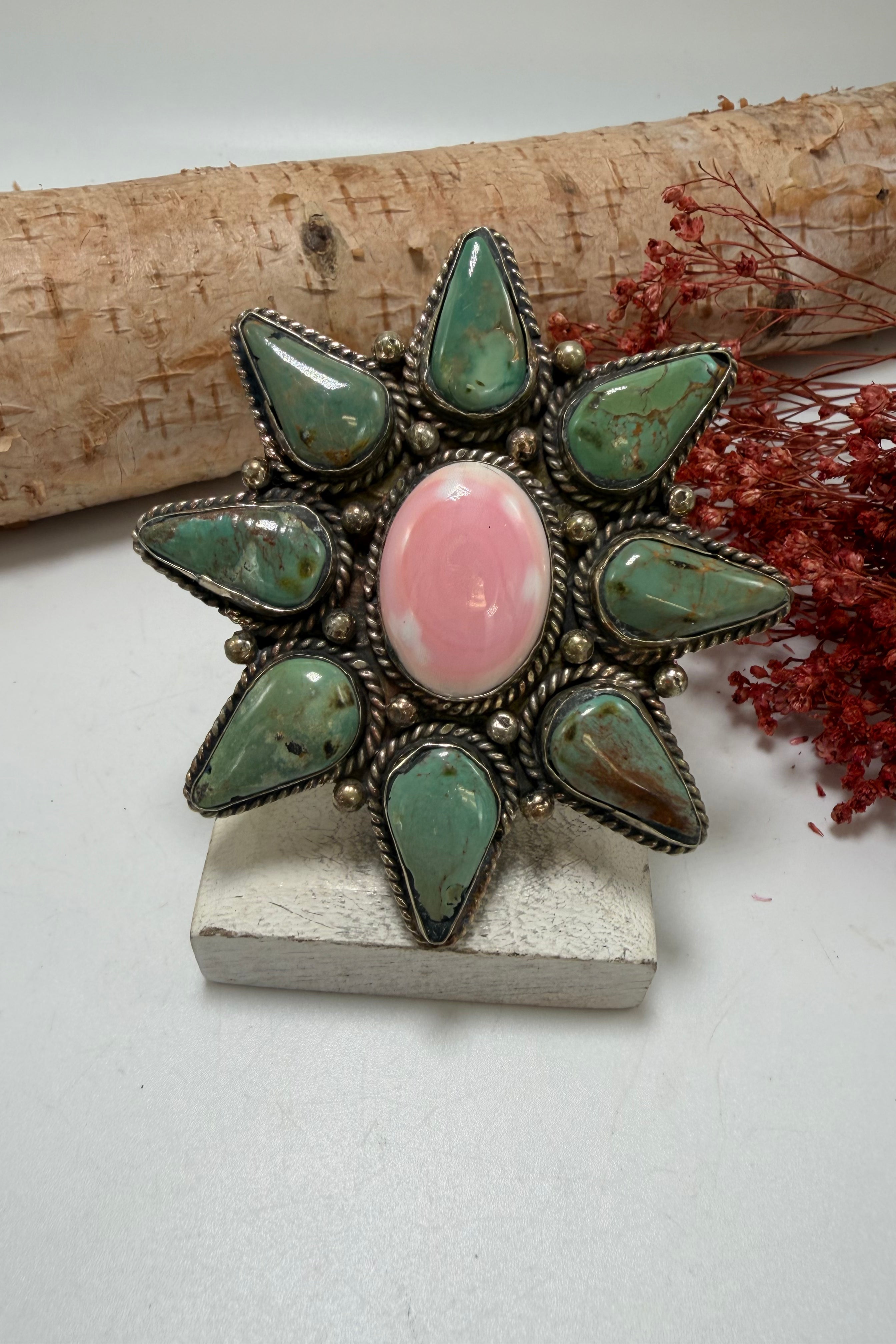Pretty Spikes Ring