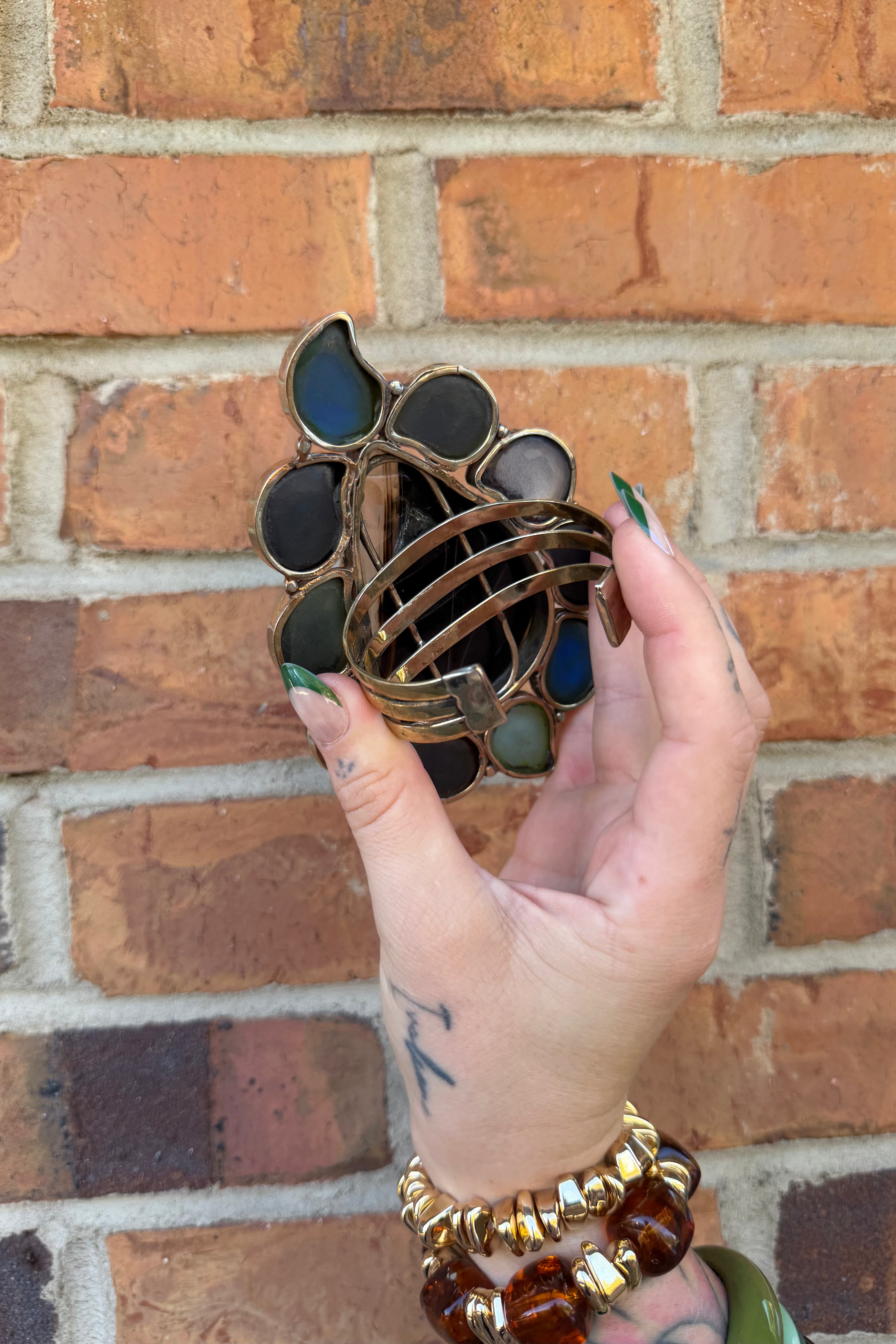 The Funky Shell Cuff