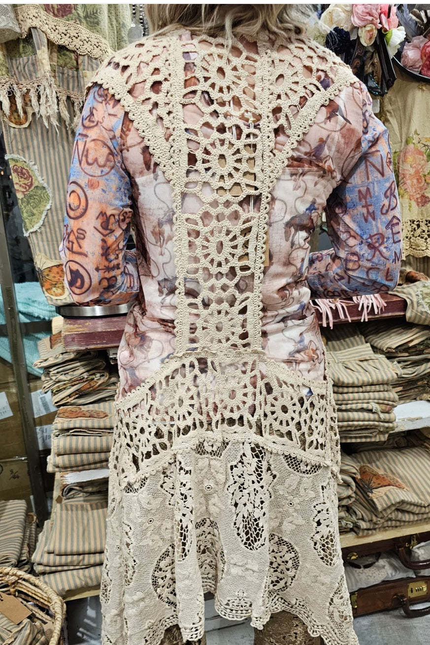Magdalene Vest