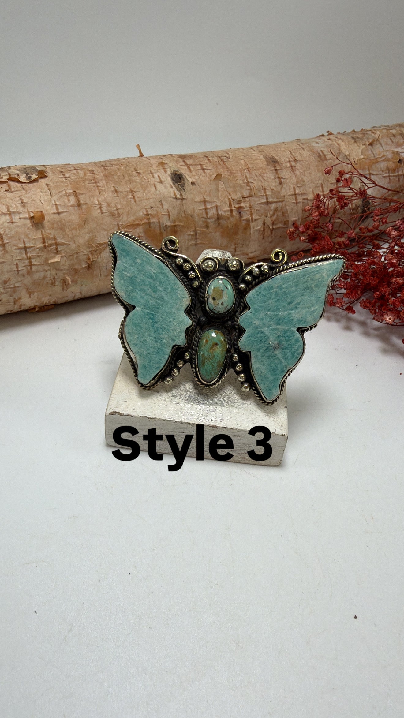 The Flutter Sister Ring