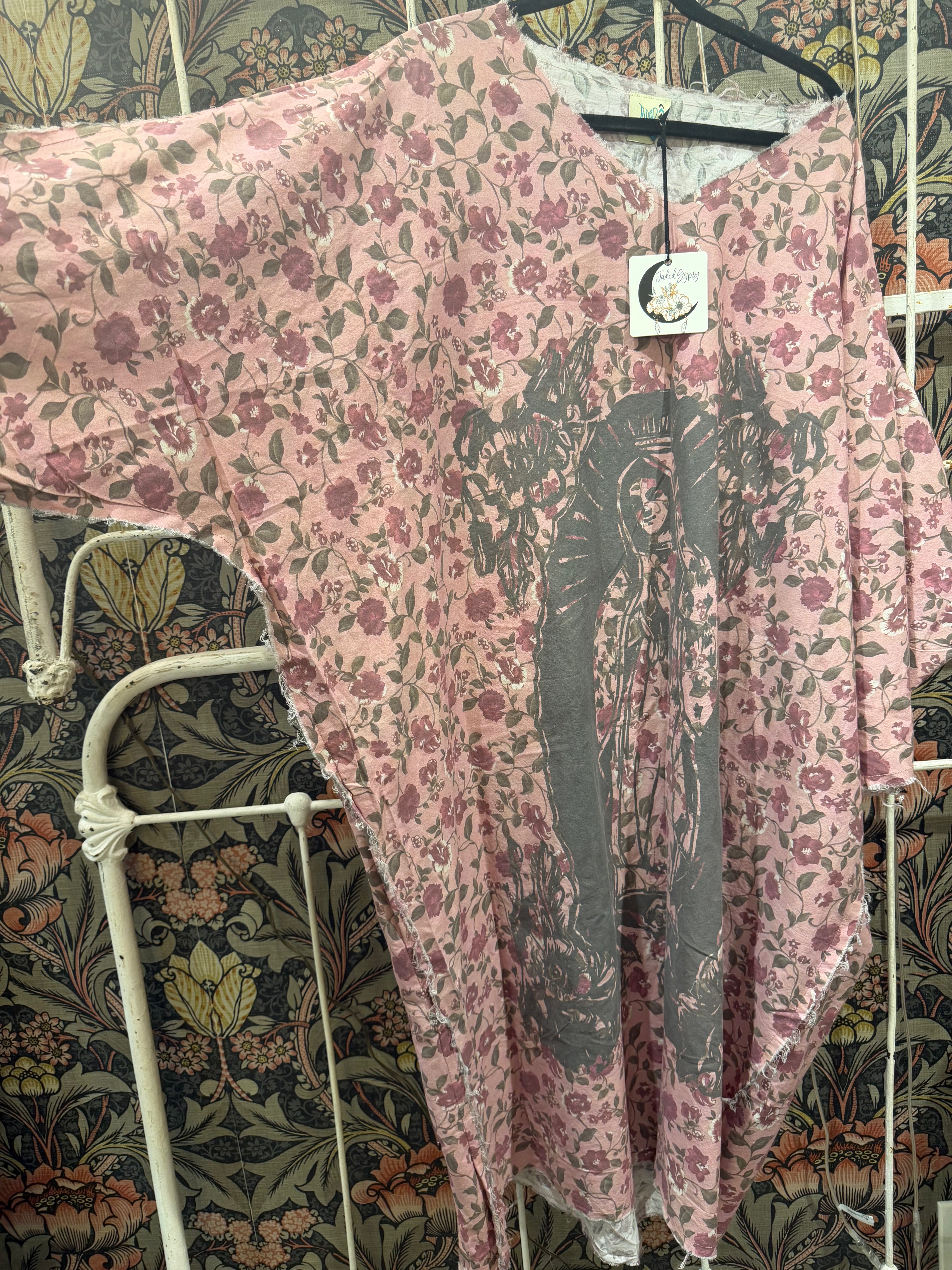 PREORDER Be True Tunic - Floral Blessings (Shipping mid Nov)