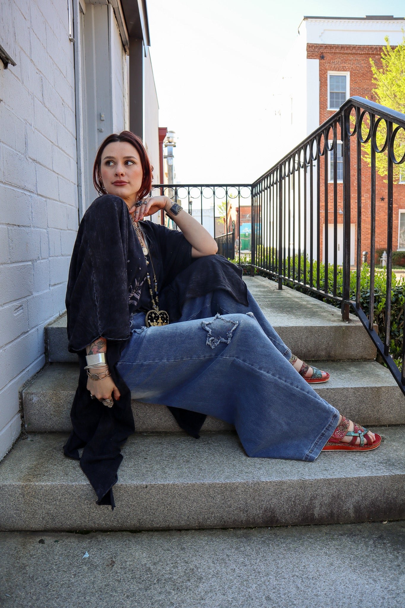 Be The Light Tee Split Muu by Kantha Bae