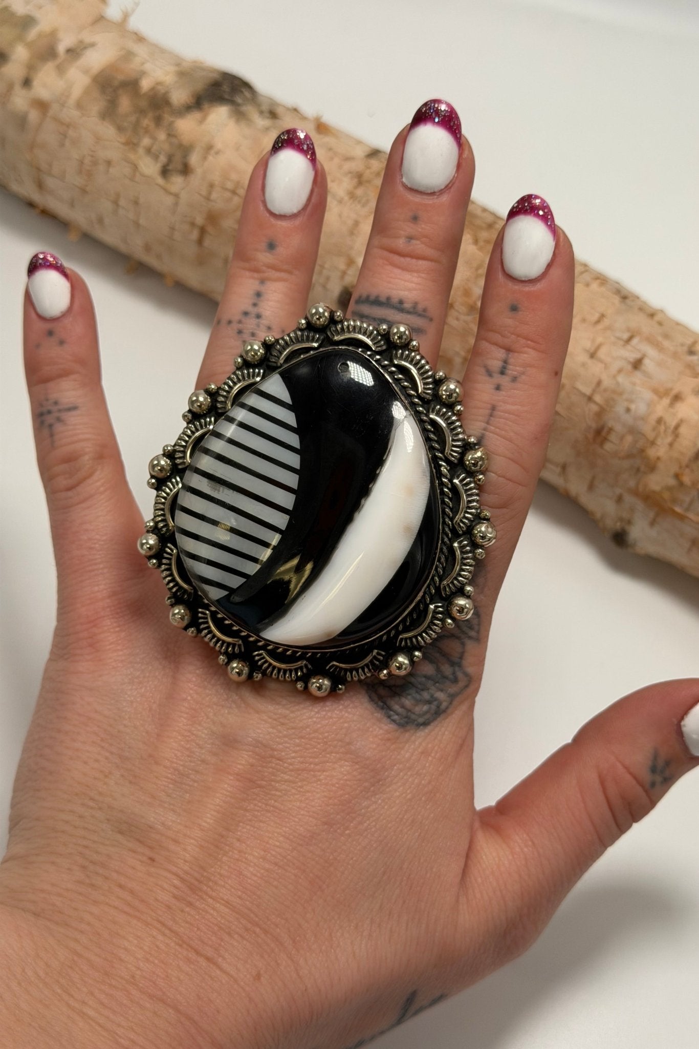 All Black & White Ring - ivyandlavyboutique ivyandlavyboutique