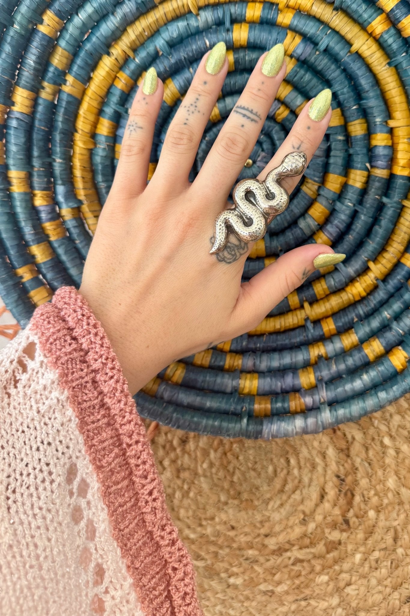 All that Slithers Snake Ring - ivyandlavyboutique ivyandlavyboutique