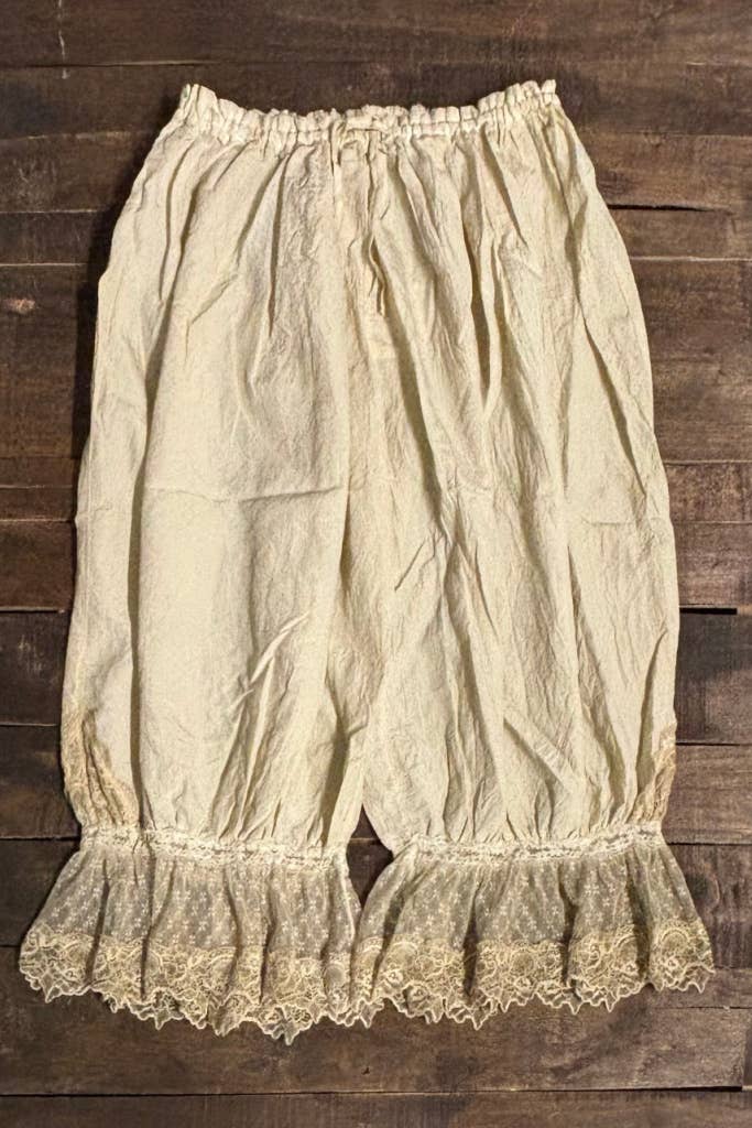 Alluring Romance Bloomers - Oatmeal - ivyandlavyboutique Jaded Gypsy