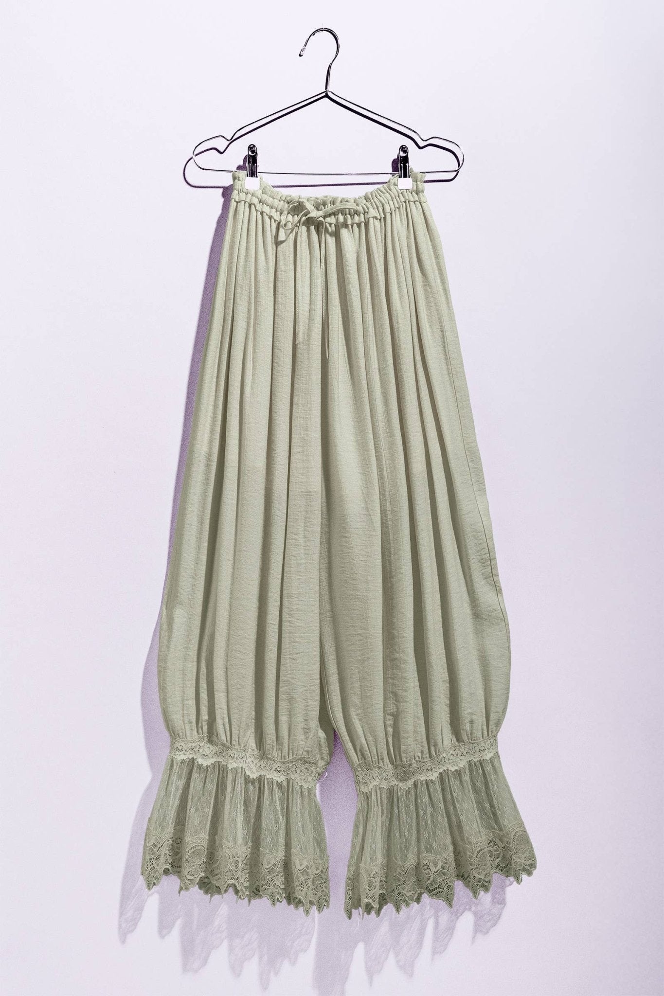 Angelic Bloomer Pants - ivyandlavyboutique Fashion Week