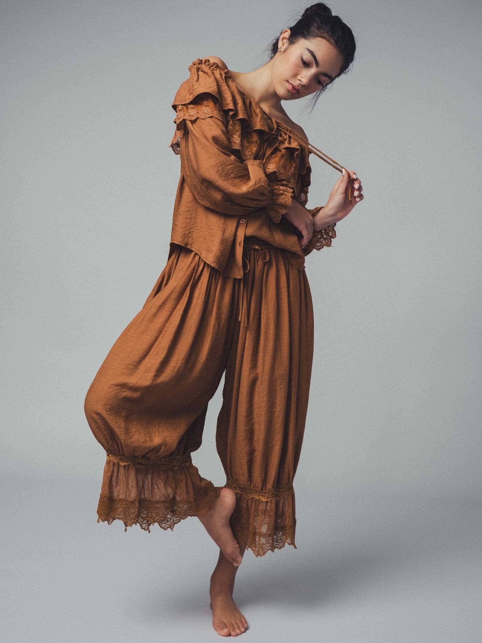 Angelic Bloomer Pants - ivyandlavyboutique Fashion Week