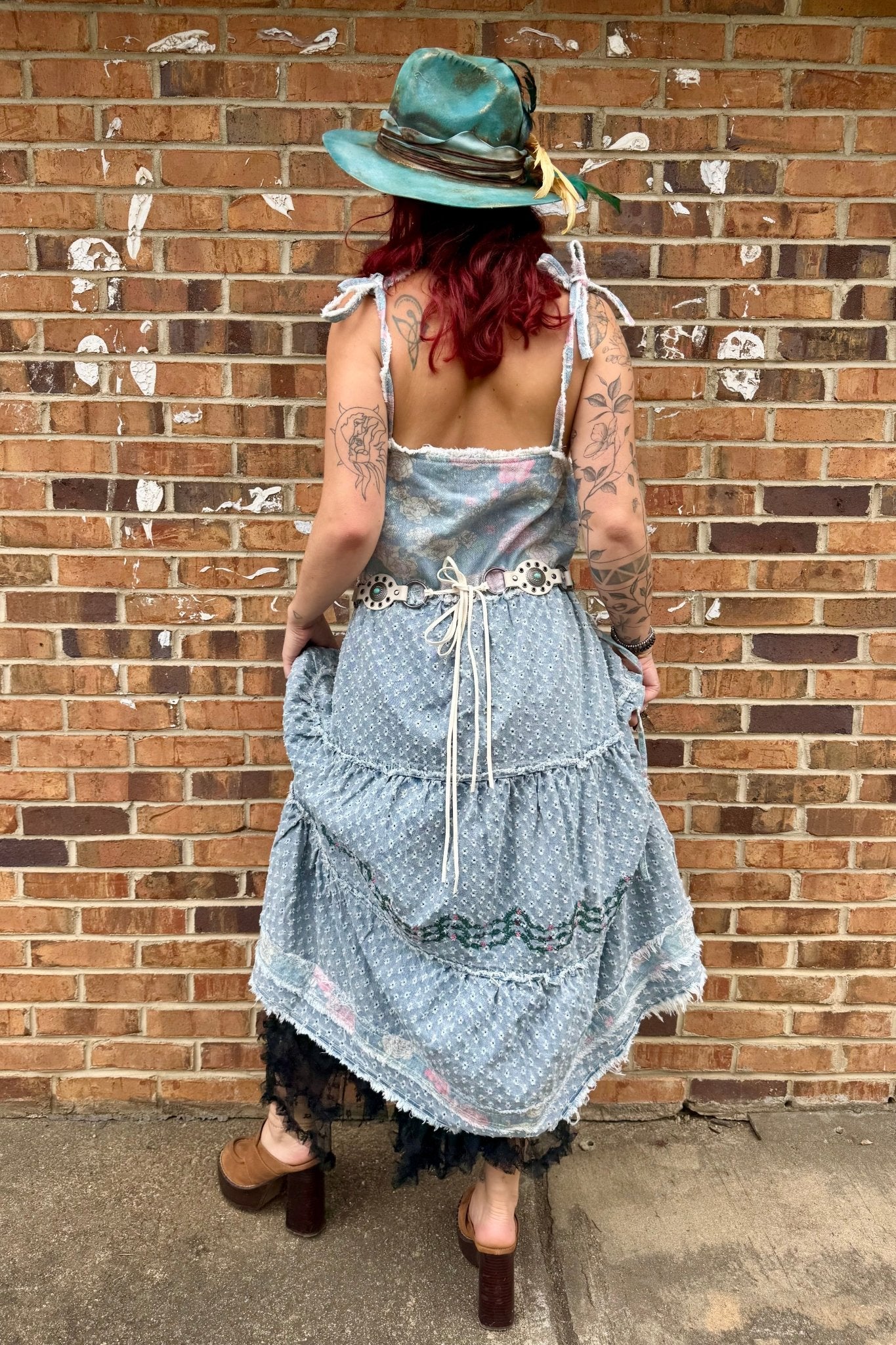 Annabella Twirl Denim Maxi Dress - ivyandlavyboutique Pol Clothing