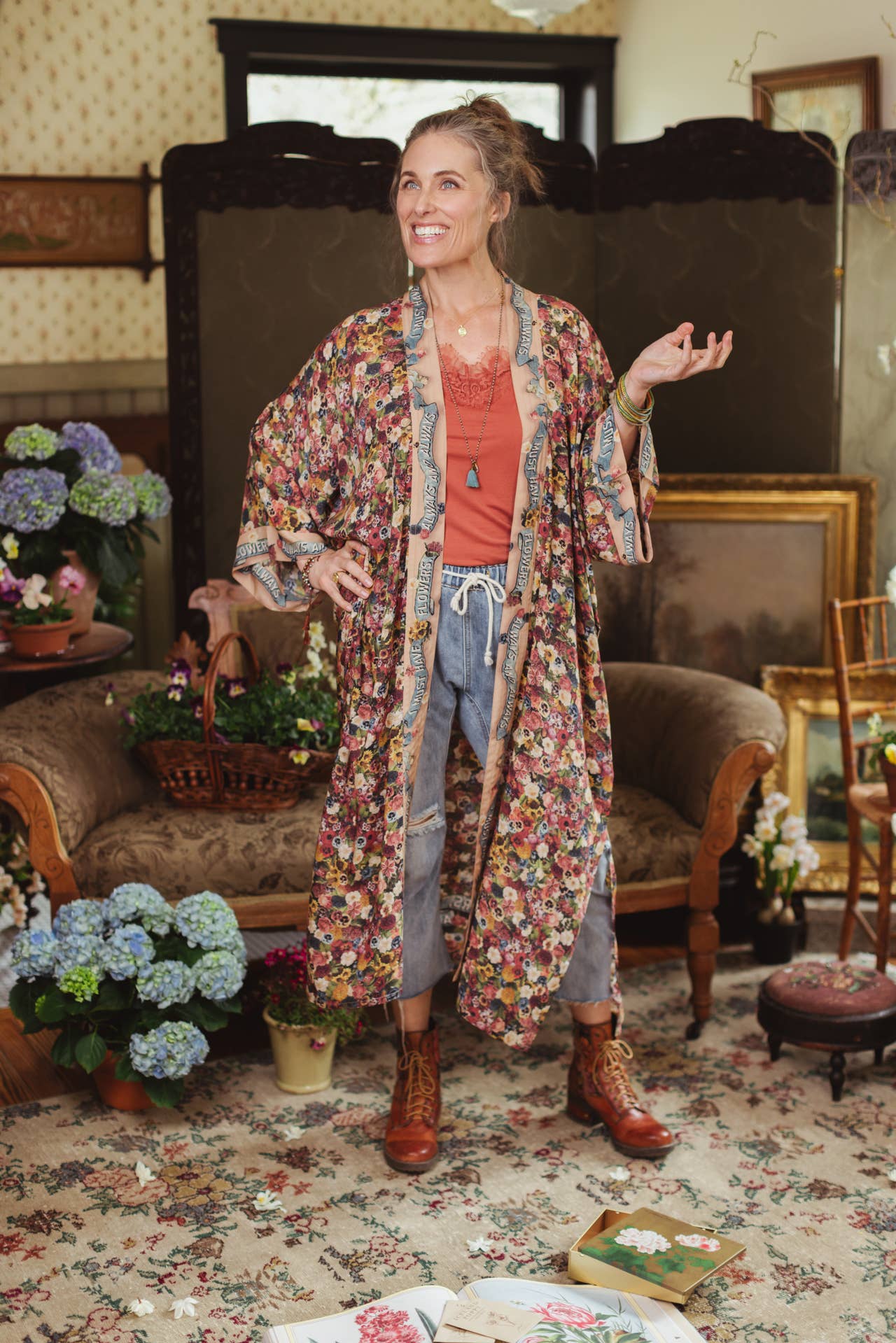 Art of Life Opera Duster Kimono Robe w/Flower Palette Print - ivyandlavyboutique Market of Stars