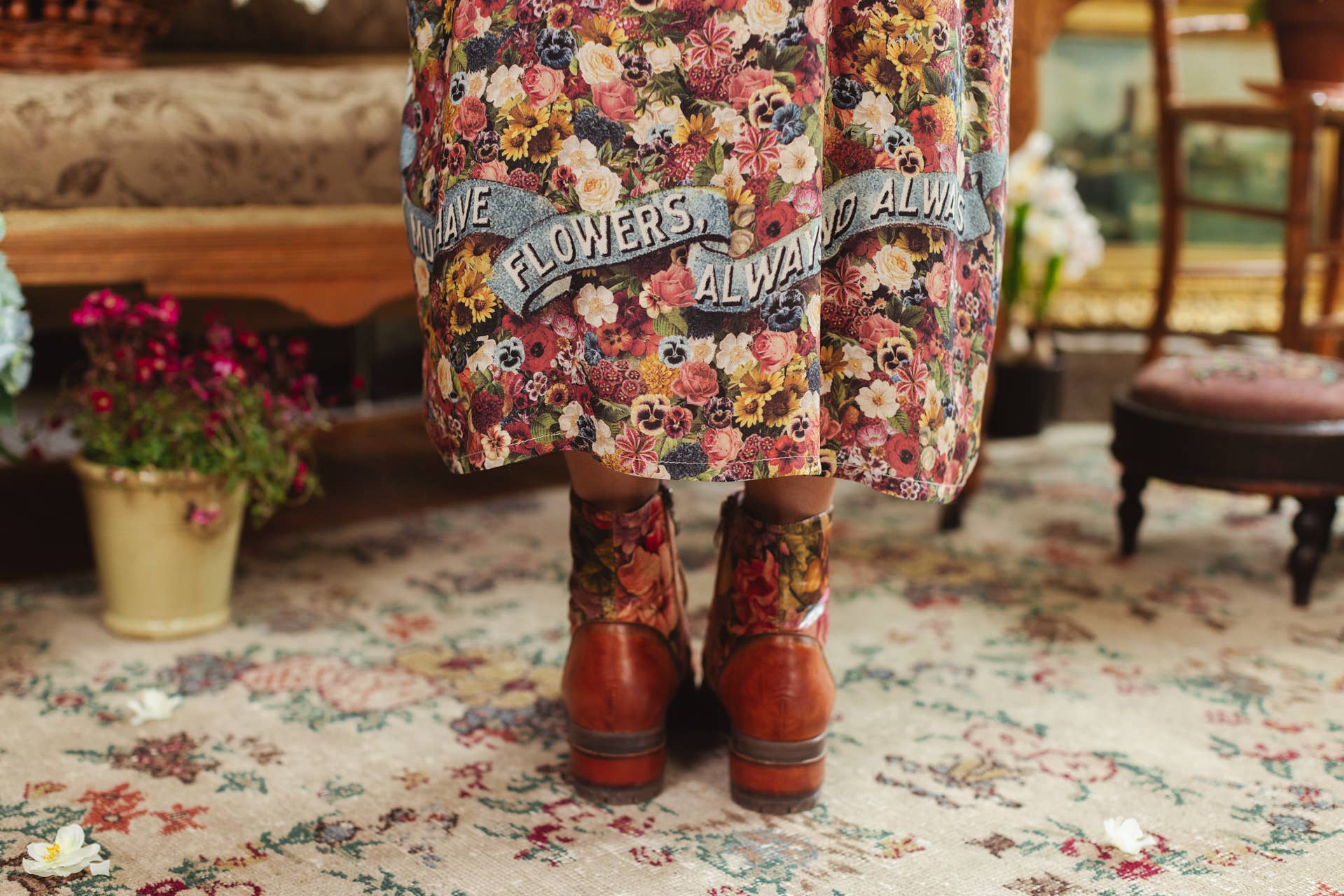 Art of Life Opera Duster Kimono Robe w/Flower Palette Print - ivyandlavyboutique Market of Stars