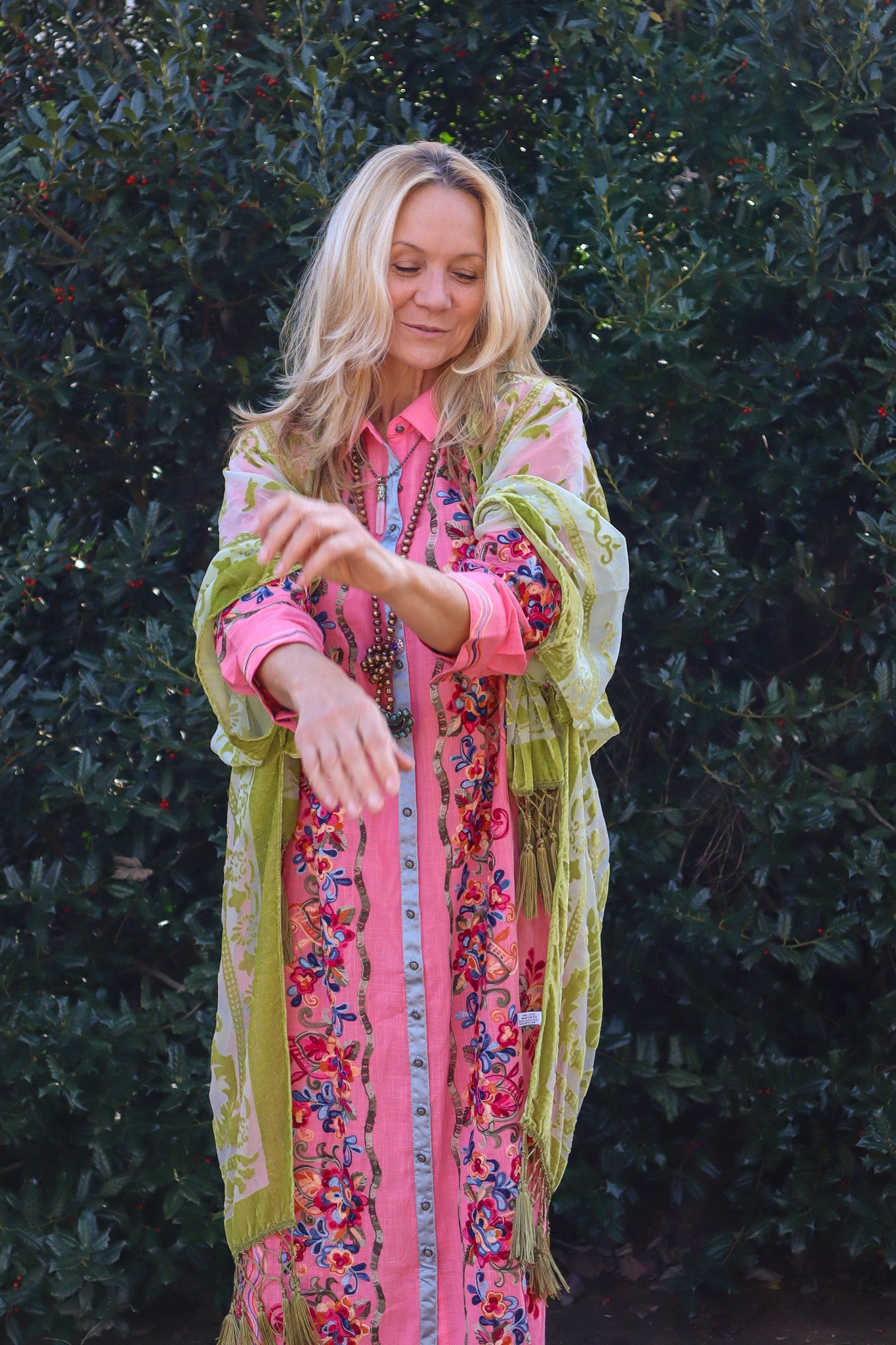 Beauty Mark Maxi Duster in Dirty Rose - ivyandlavyboutique Aratta