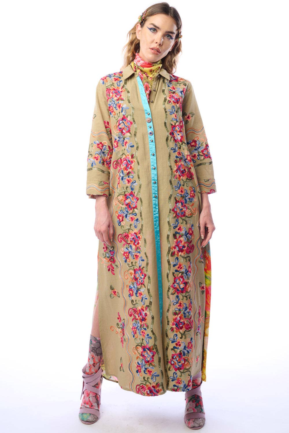Beauty Mark Maxi Duster in Olive - ivyandlavyboutique Aratta