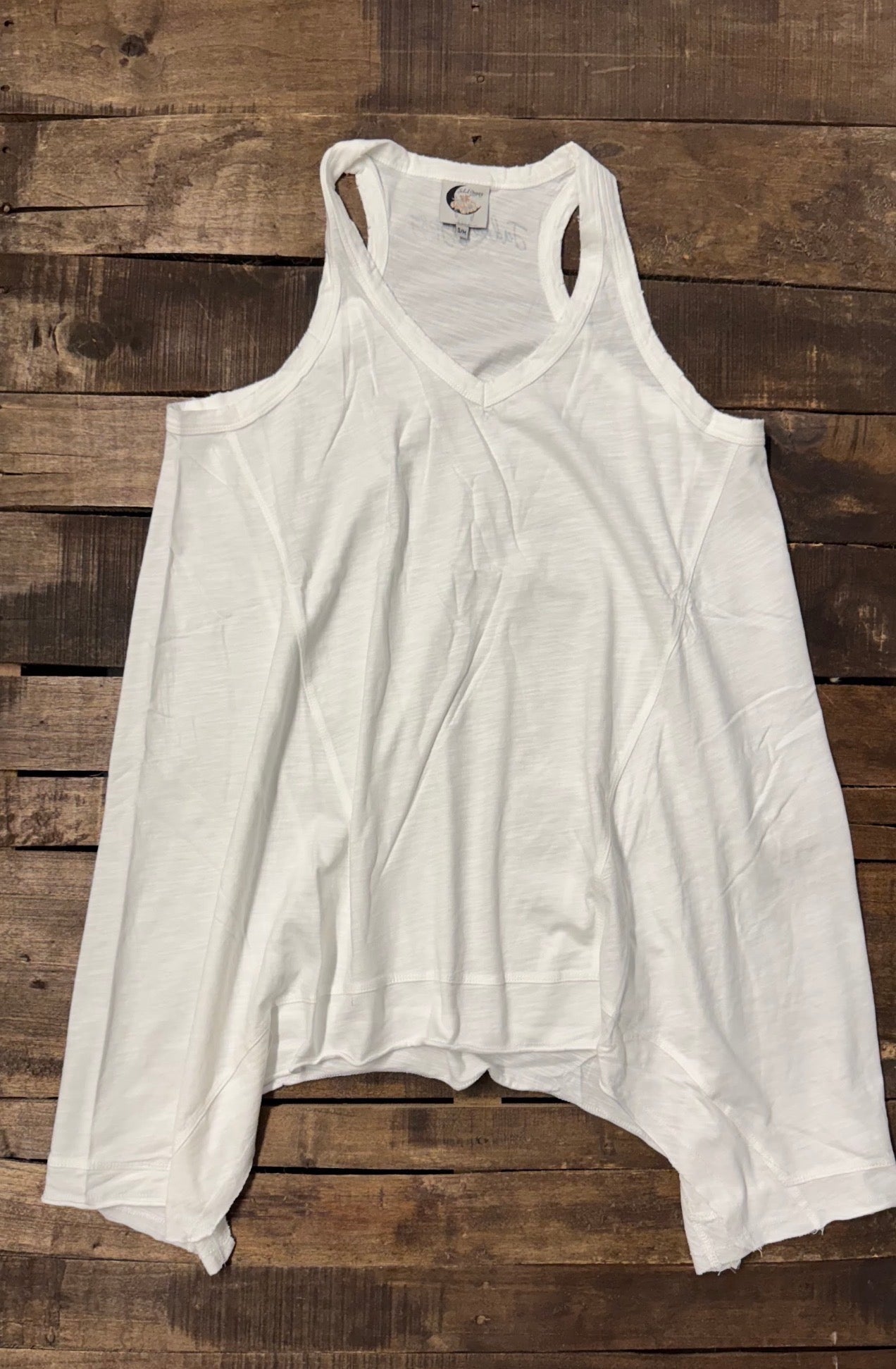 Beyond The Moon Tank in White - ivyandlavyboutique Jaded Gypsy