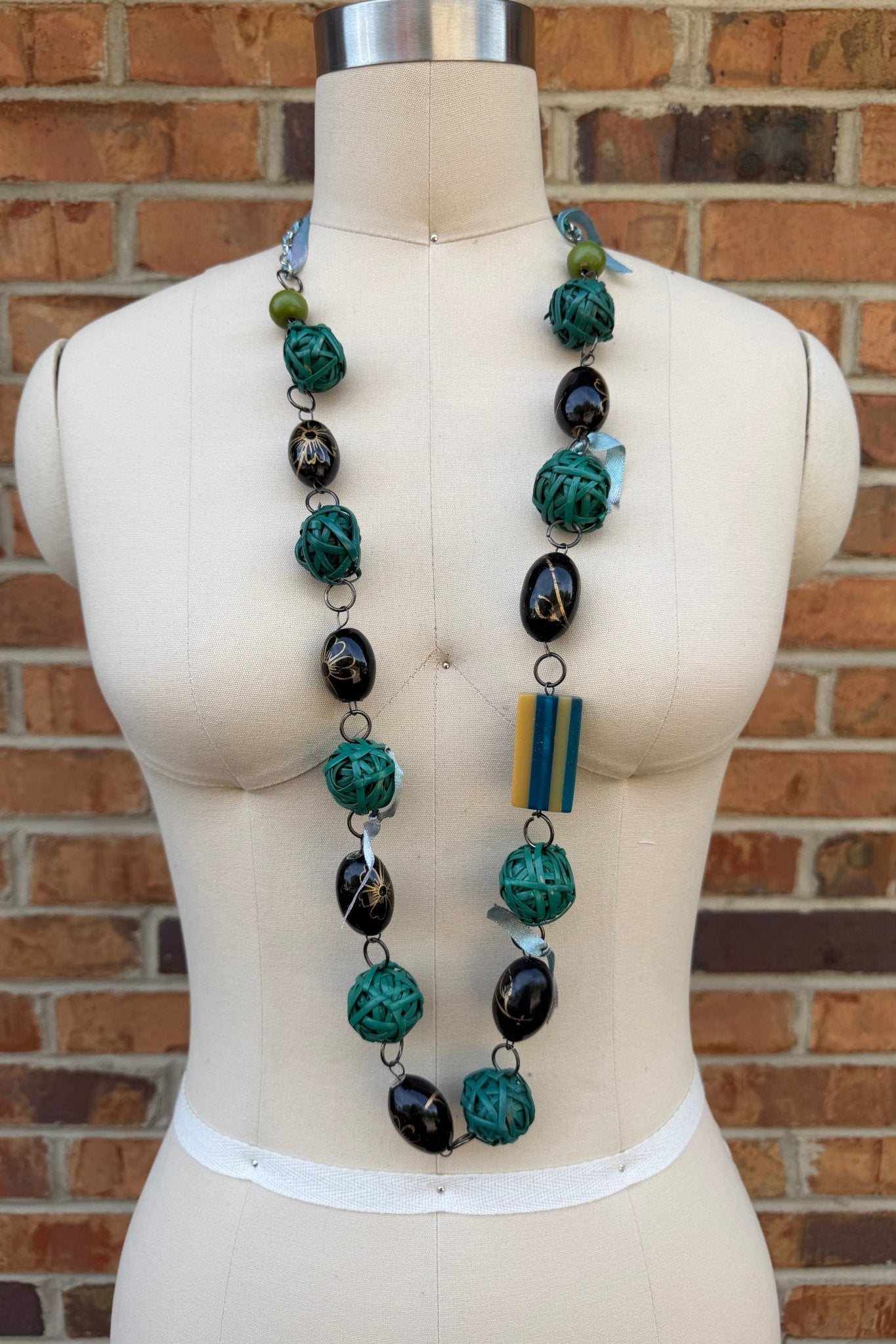 Birds Nest Ball Necklace - ivyandlavyboutique ivyandlavyboutique