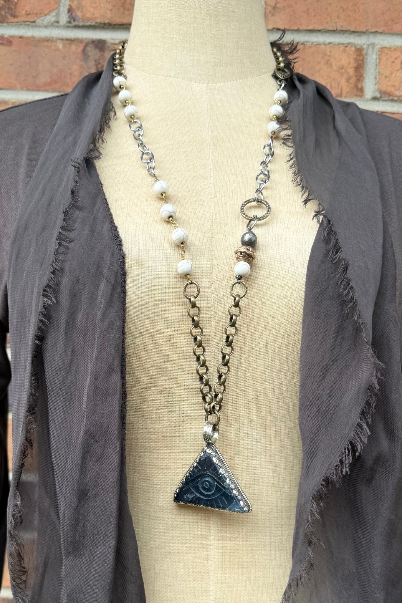 Black EYE Statement Handmade Necklace - ivyandlavyboutique ivyandlavyboutique
