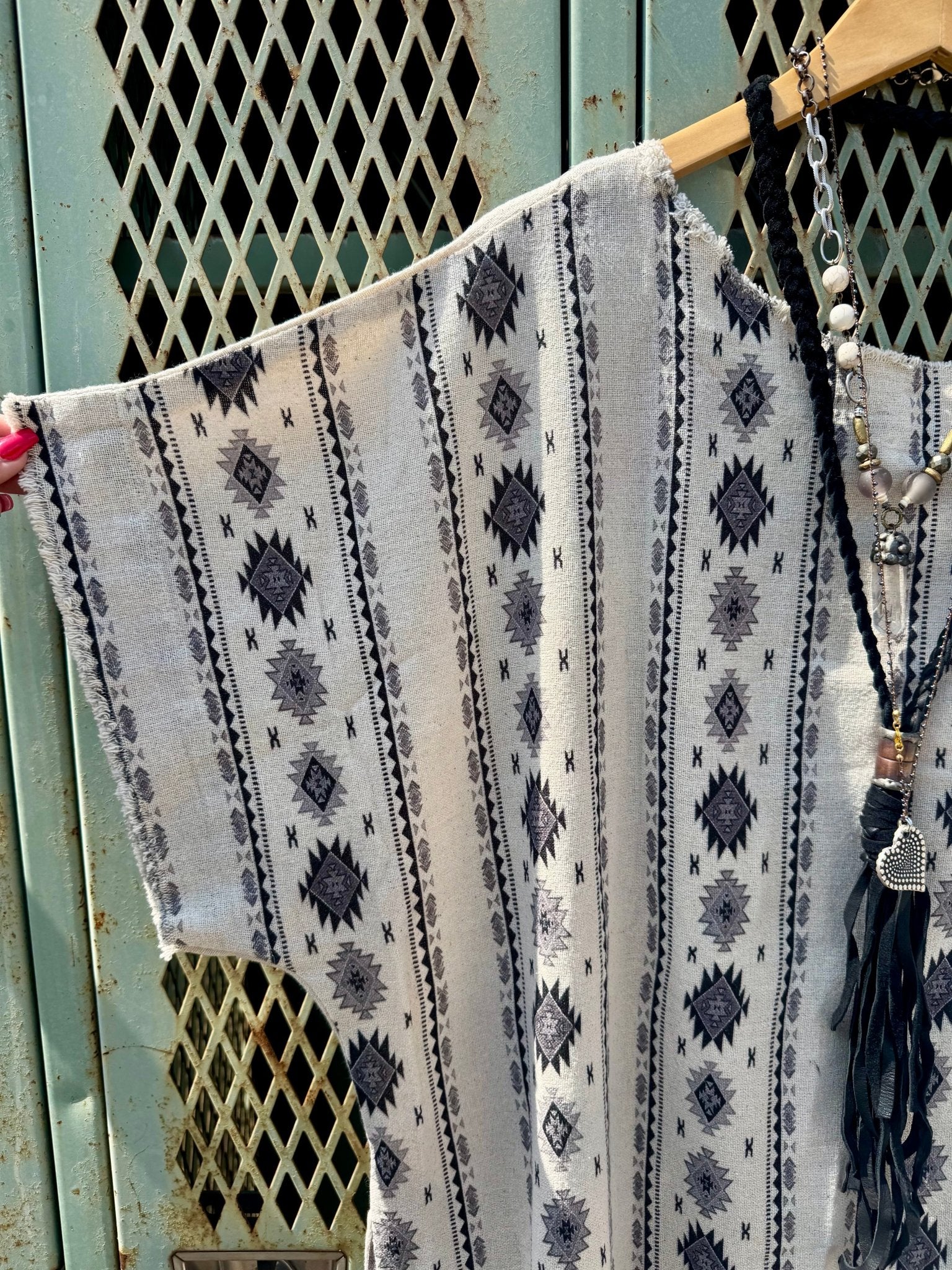 Black & White Abstract Cotton Tunic - ivyandlavyboutique LeParisPetit by I Love Linen