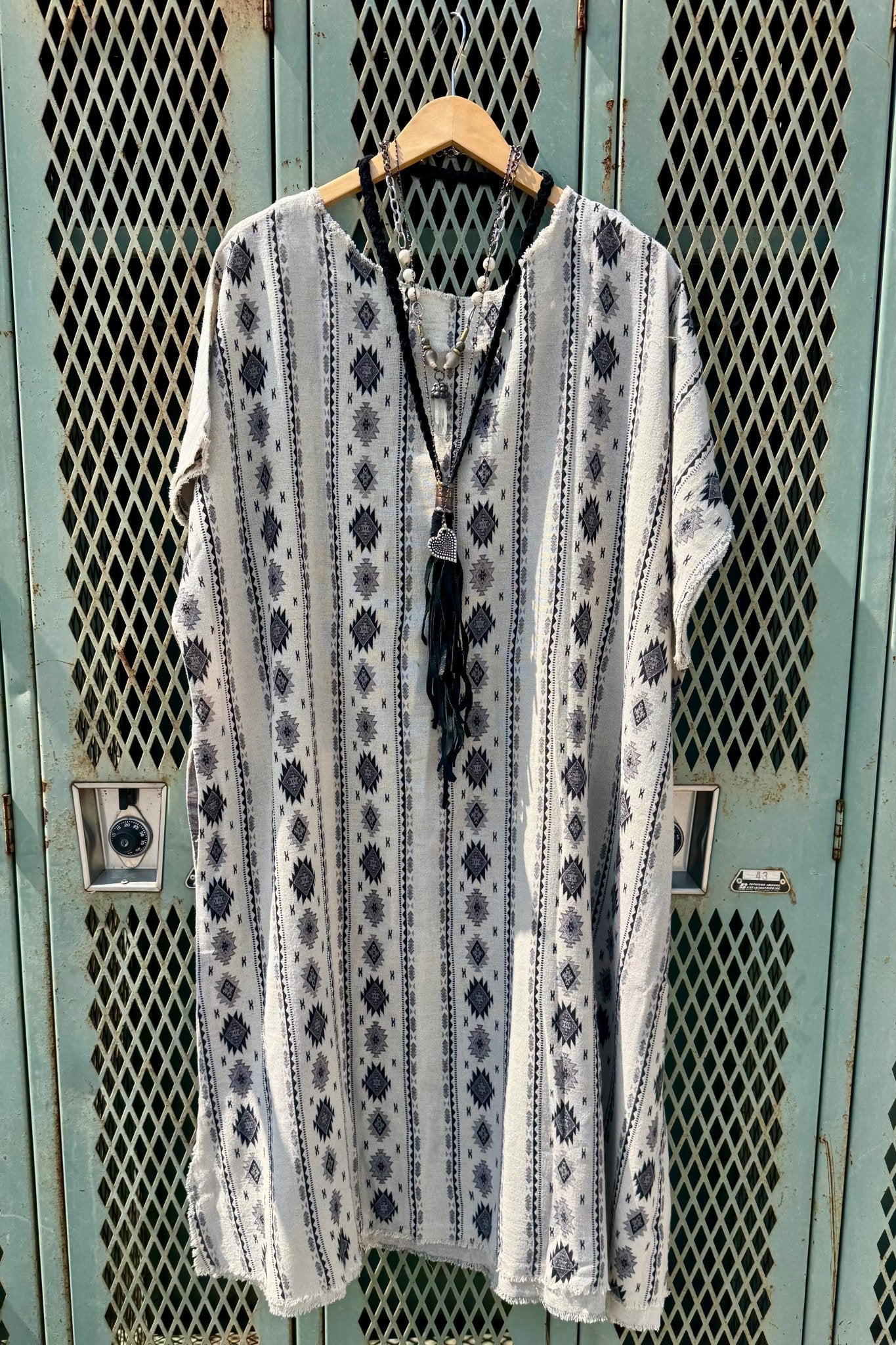 Black & White Abstract Cotton Tunic - ivyandlavyboutique LeParisPetit by I Love Linen