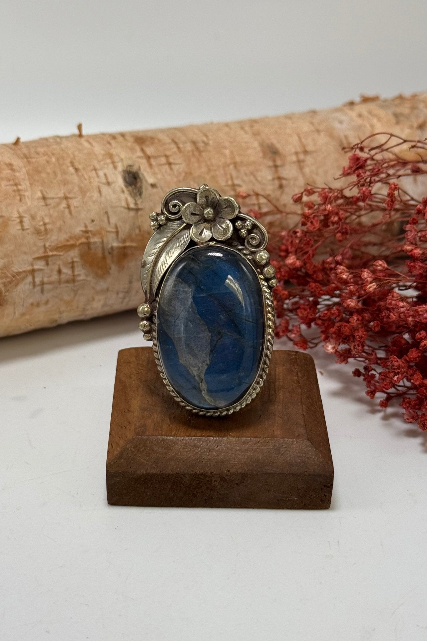 Blue with flowers Ring DRAFT - ivyandlavyboutique ivyandlavyboutique