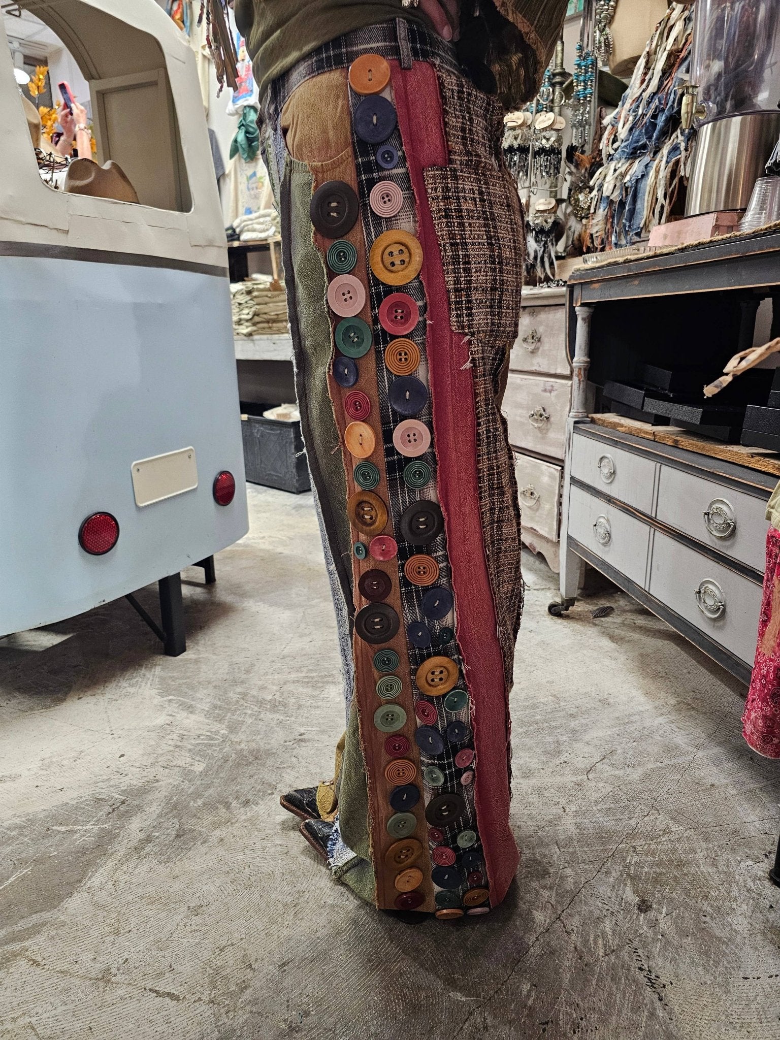 Bust Your Button Jeans - ivyandlavyboutique A Rare Bird Shop