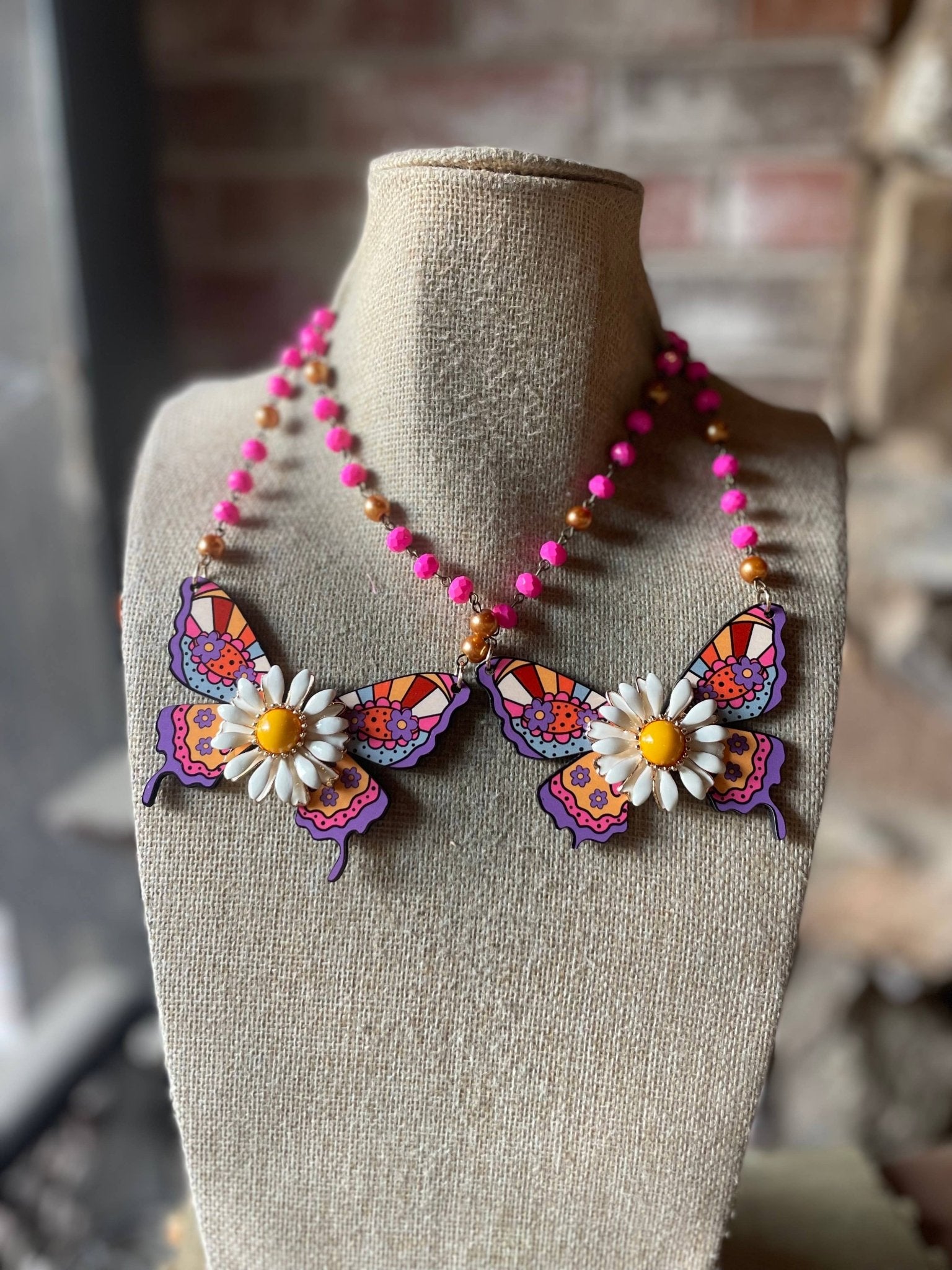 Butterfly and Daisy Necklace  - ivyandlavyboutique Gypsy South