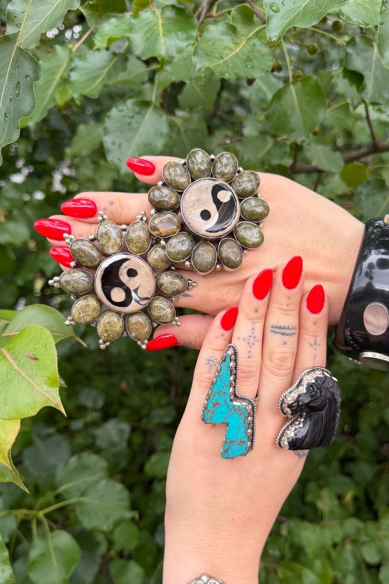 Carved Horse Head w/ Mane Ring - ivyandlavyboutique ivyandlavyboutique