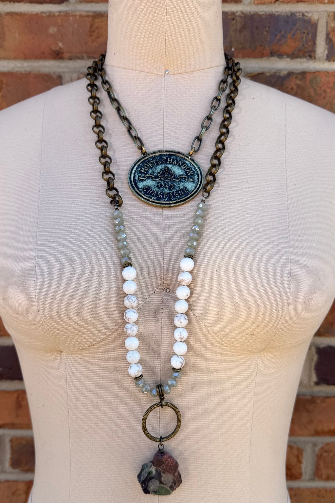 Champagne Choker Necklace - ivyandlavyboutique ivyandlavyboutique