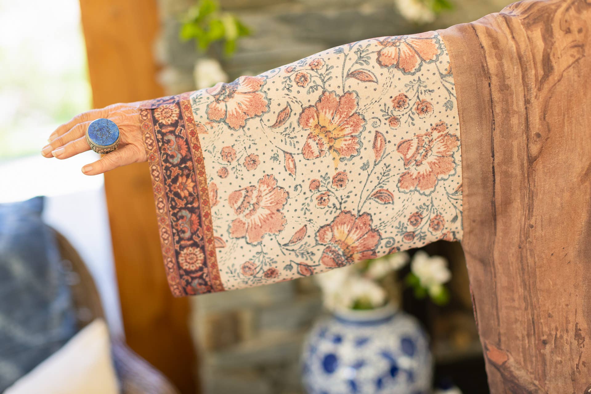 The Storyteller Matinée Duster Kimono w/ Sunflowers, Pottery