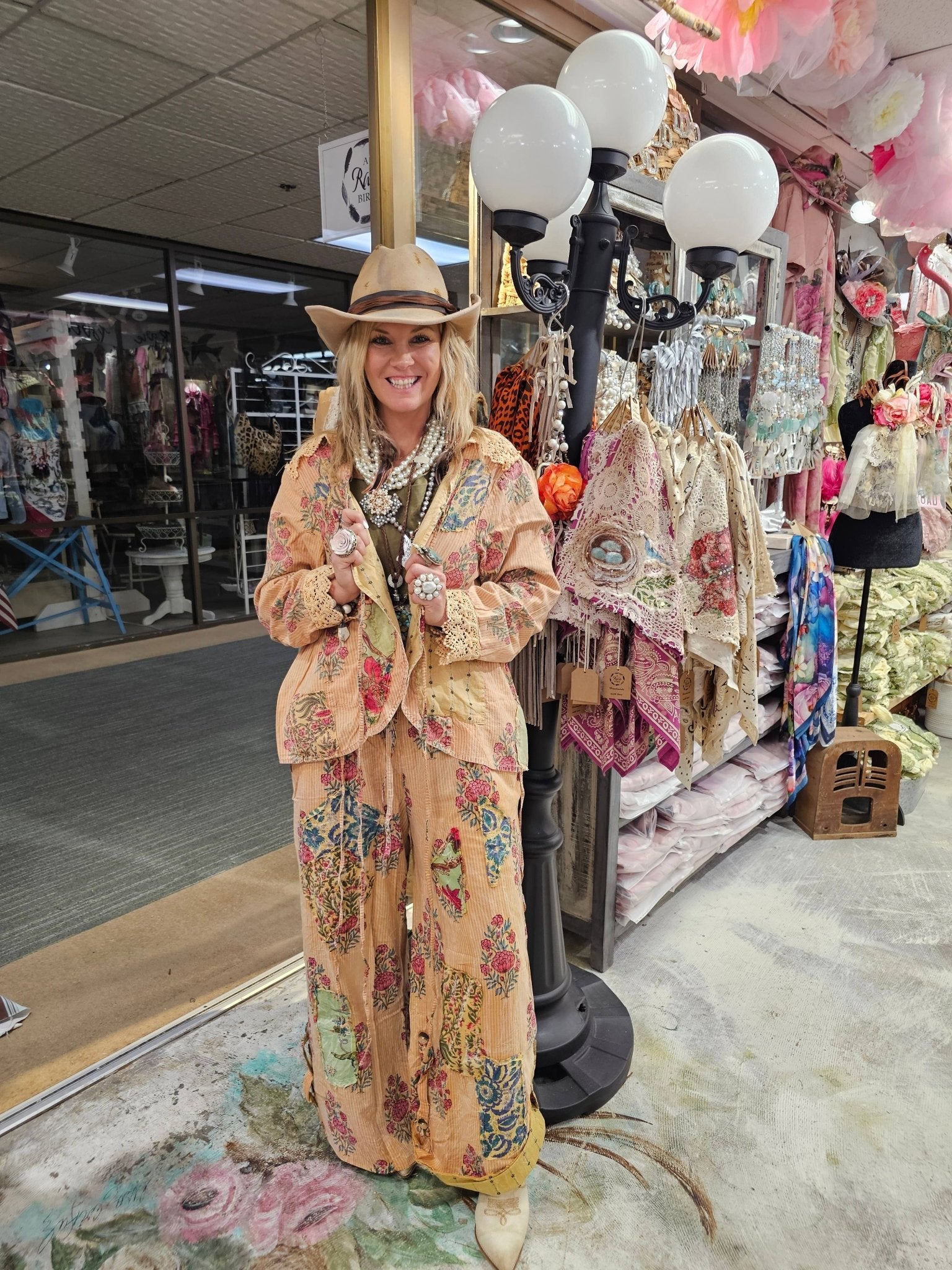 Dahlia Reversible Pant - ivyandlavyboutique A Rare Bird Shop