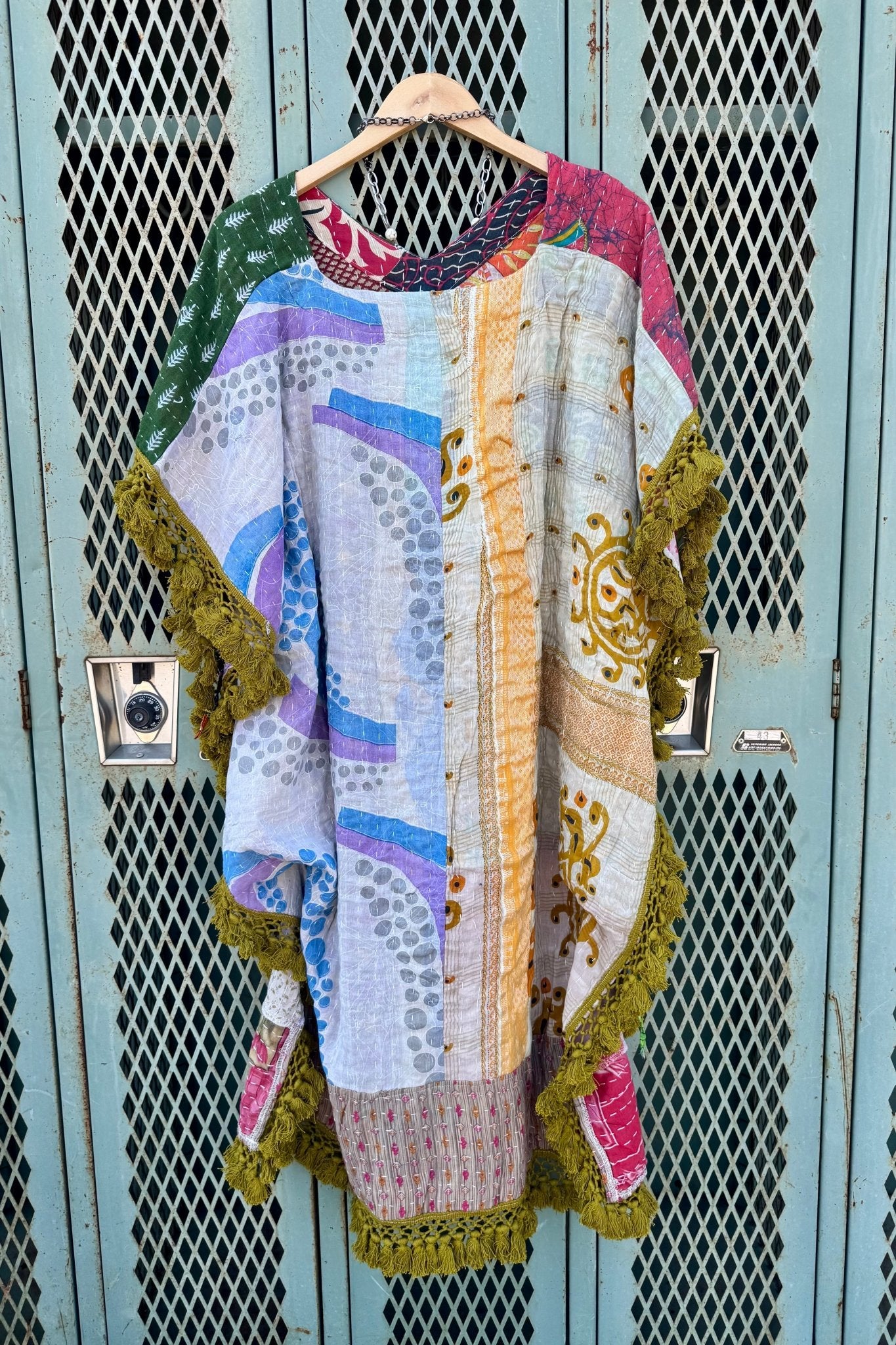 Day Dreamer Kantha Poncho Top - Combo 1 - ivyandlavyboutique Kathmandu Imports