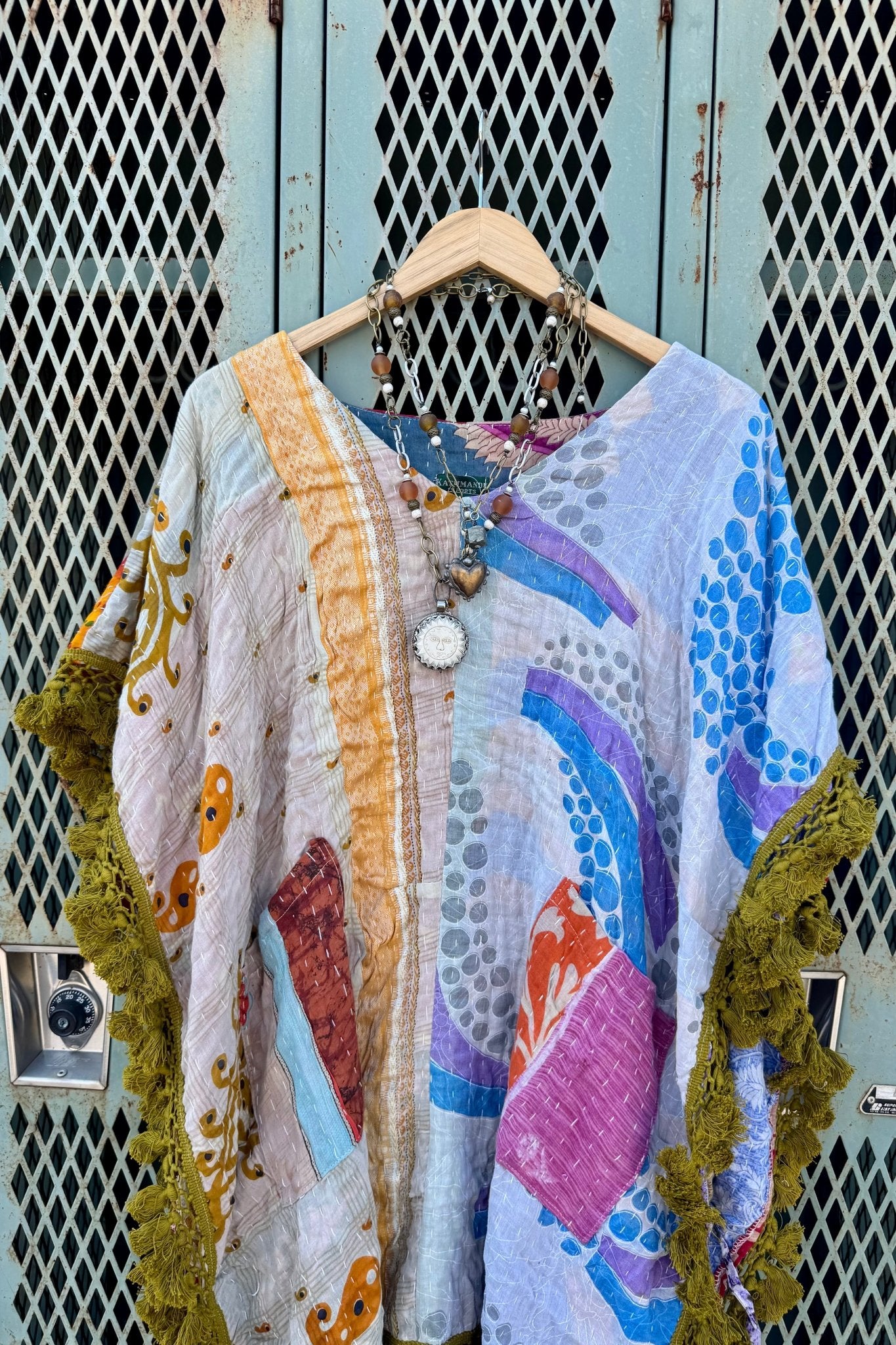 Day Dreamer Kantha Poncho Top - Combo 3 - ivyandlavyboutique Kathmandu Imports
