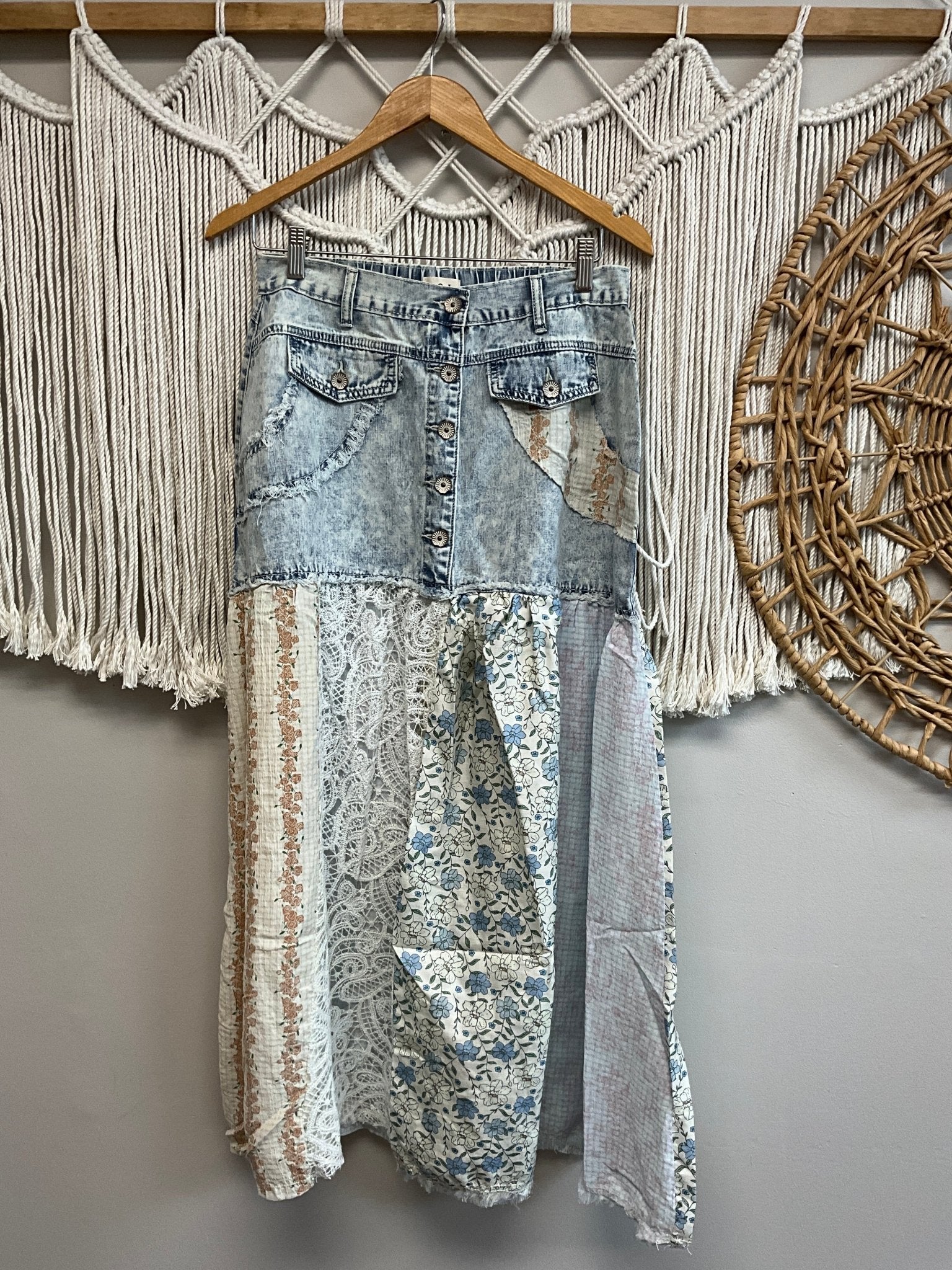 Denim multi patch Skirt - ivyandlavyboutique Pol Clothing