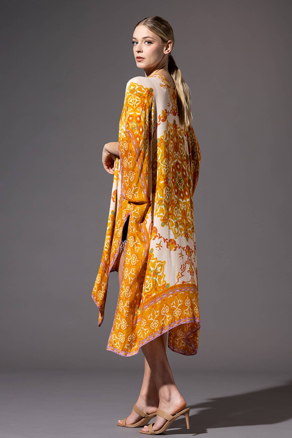 Desert Gold Mandala Flower Kimono - ivyandlavyboutique Urbanista