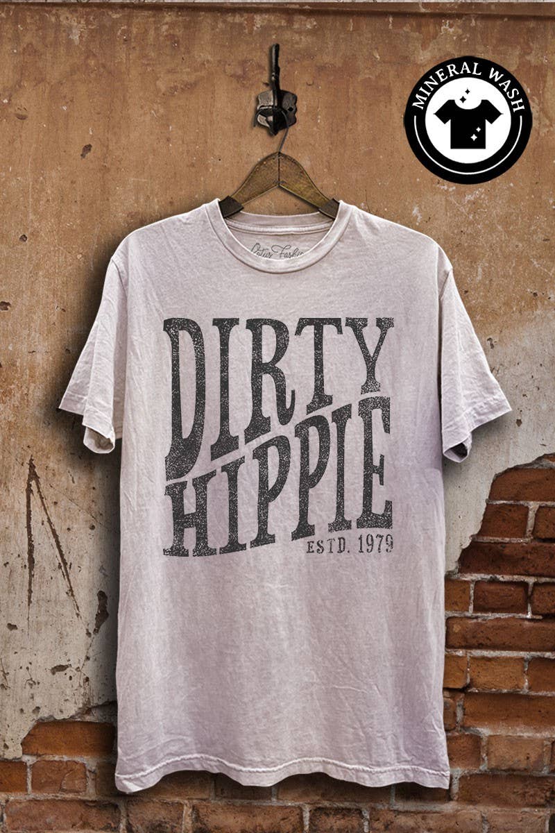 Dirty Hippie Graphic Top - ivyandlavyboutique Lotus Fashion Collection