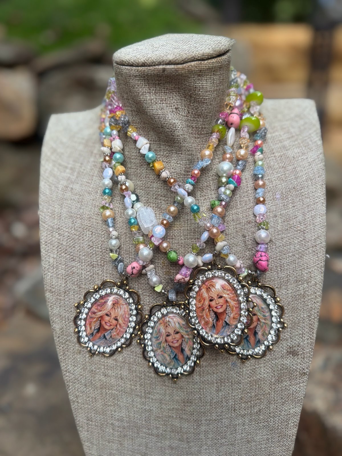 Dolly Parton Necklace - ivyandlavyboutique Gypsy South