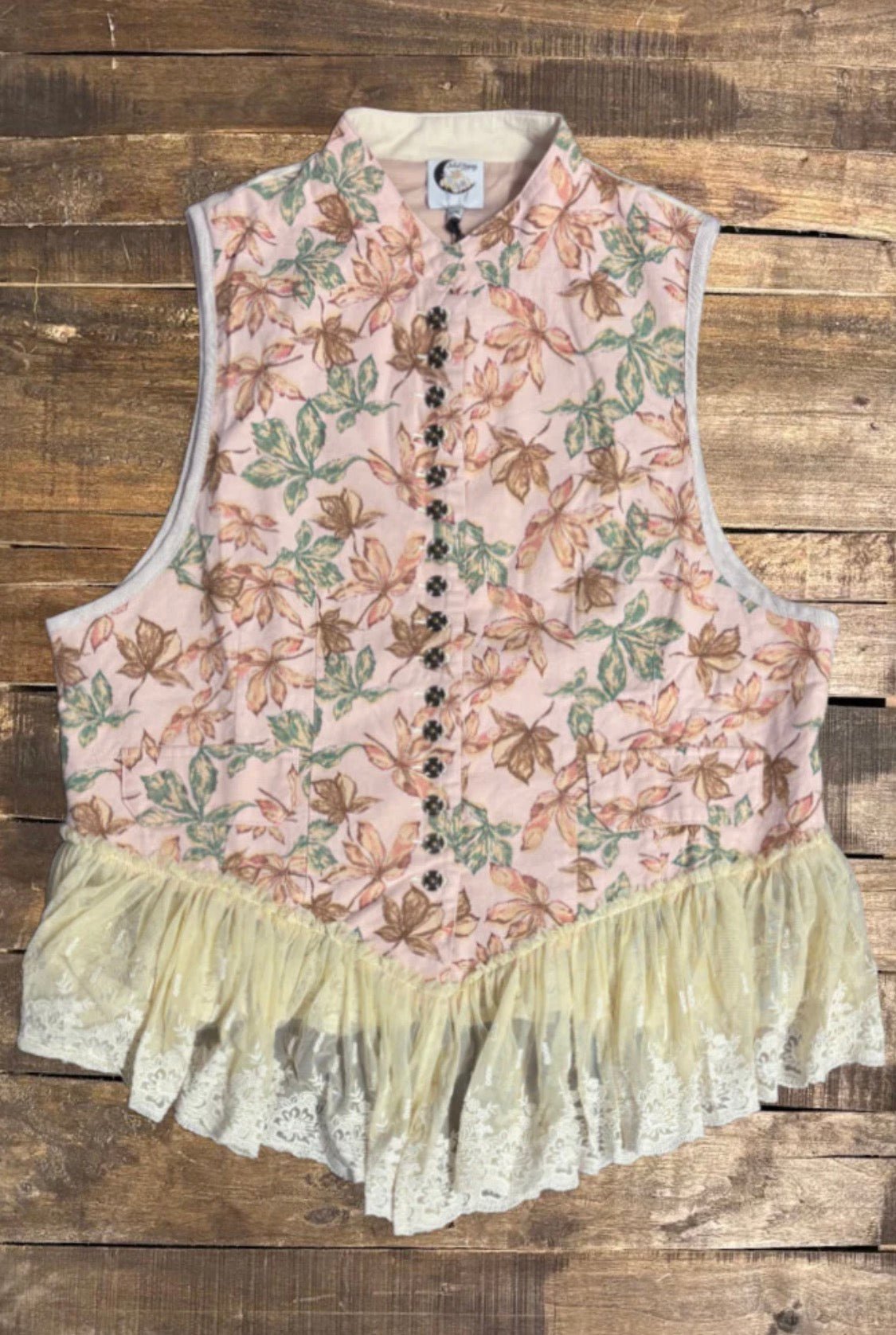 Enchanted Vest in Florals - ivyandlavyboutique Jaded Gypsy
